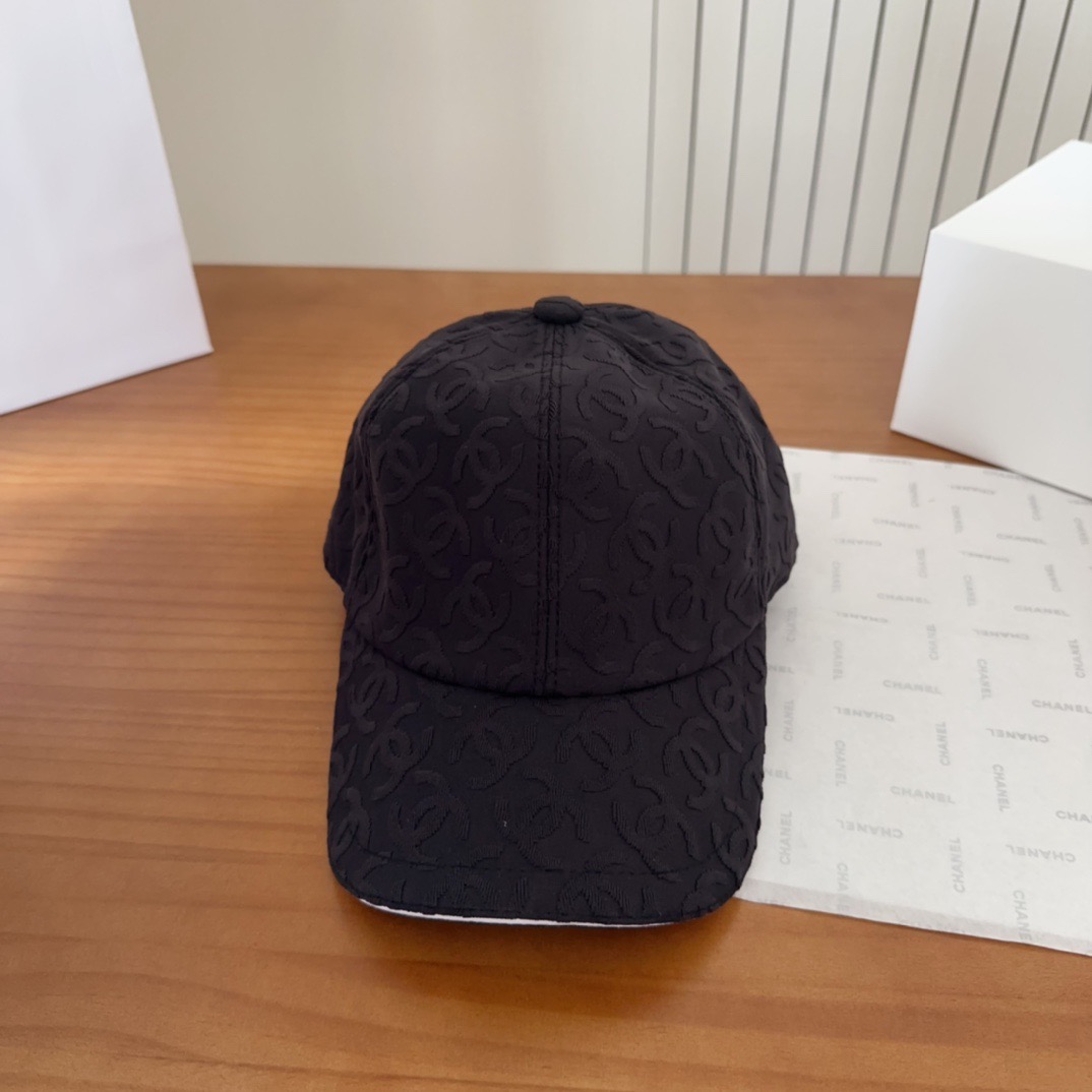 Sombrero Chanel logotipo — photo 2