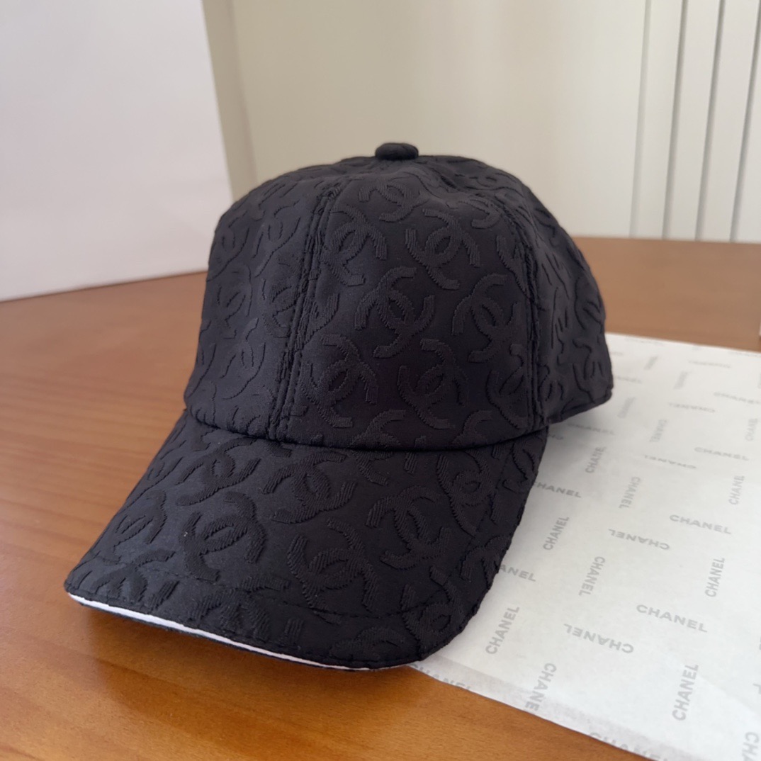 Sombrero Chanel logotipo — photo 3