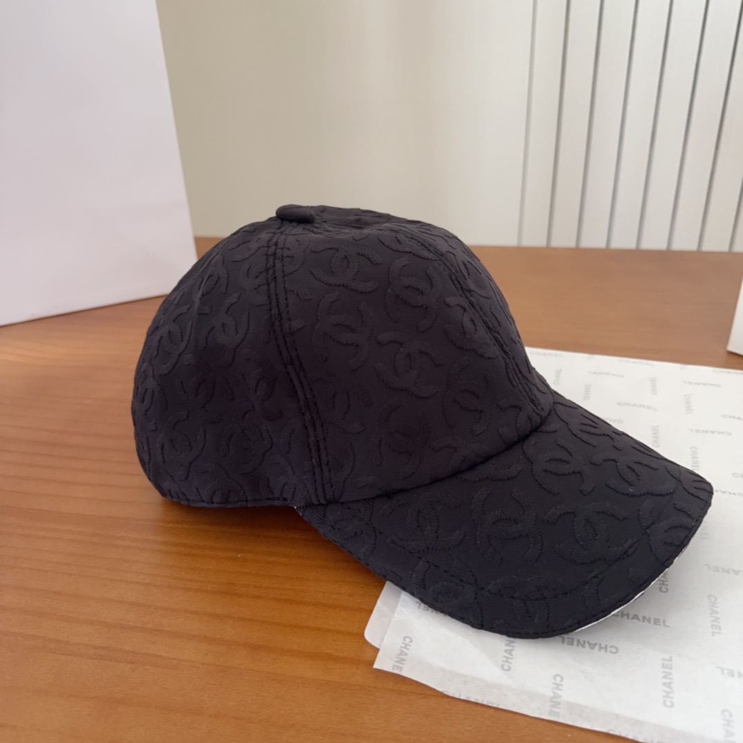 Sombrero Chanel logotipo — photo 9