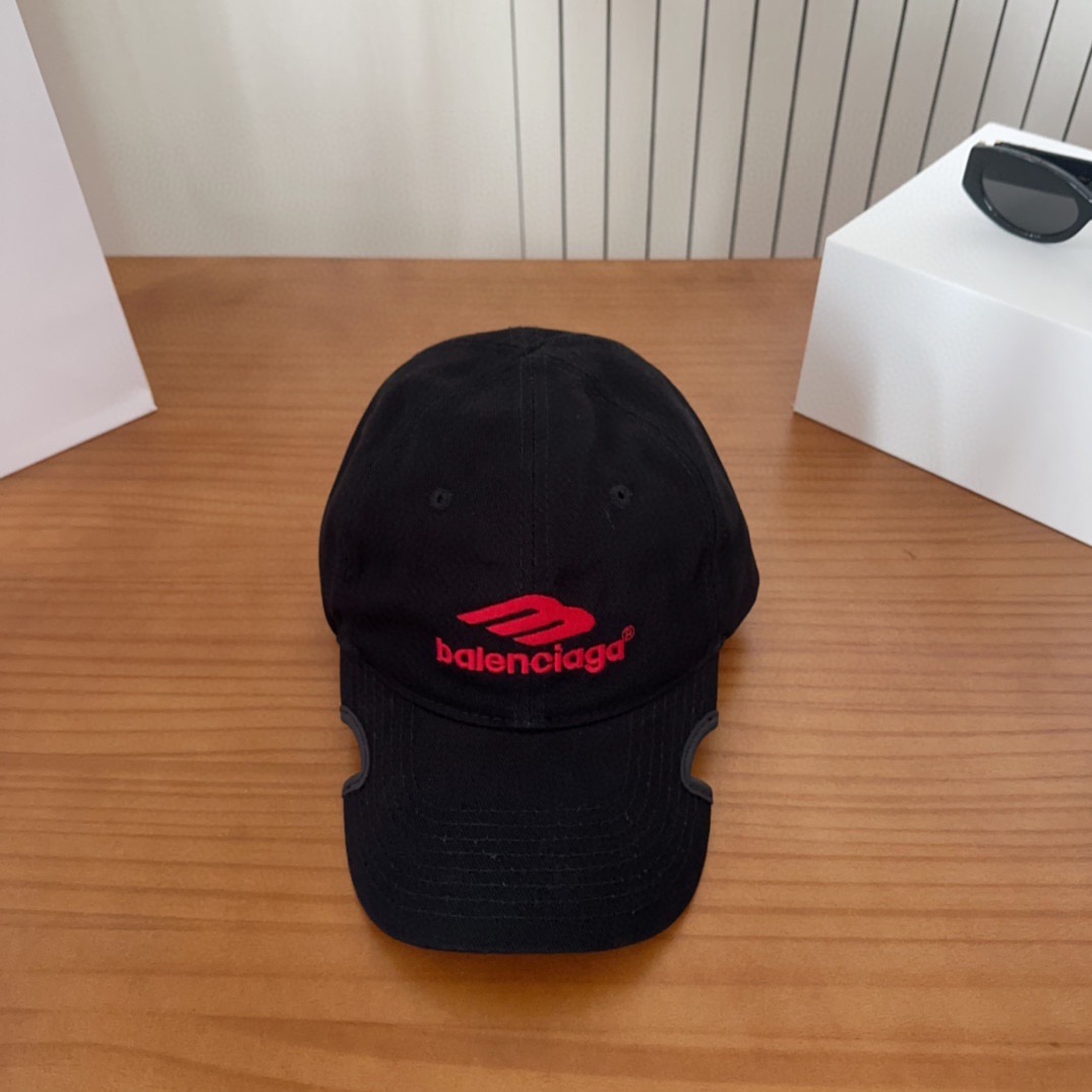 新品Balencia*a 巴黎世家刺绣字母新款棒球帽现货秒发🧢简约时尚超级无敌好看的帽子！情侣款！