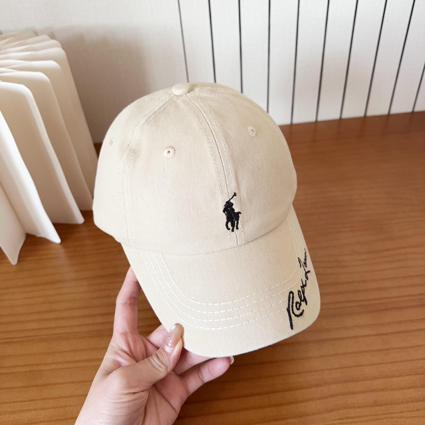 保罗 POLO经典刺棒球帽，太阳帽，4D刺绣，精工细做缝制而成！休闲时尚 郊外运动，假日外出少不了的必备