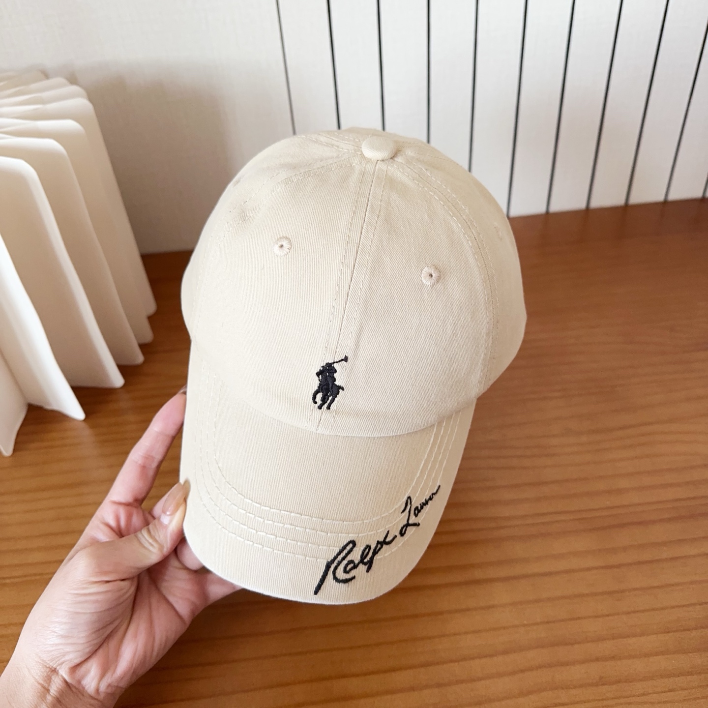 保罗 POLO经典刺棒球帽，太阳帽，4D刺绣，精工细做缝制而成！休闲时尚 郊外运动，假日外出少不了的必备