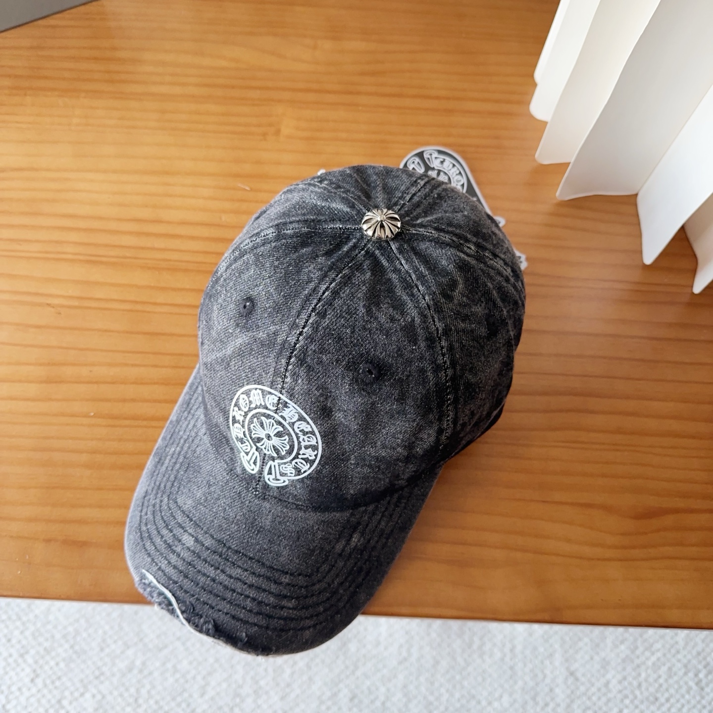 Chrome Hearts 克罗心💓早春韩版时尚复古做旧破洞帽子磨损设计百搭棒球帽鸭舌帽