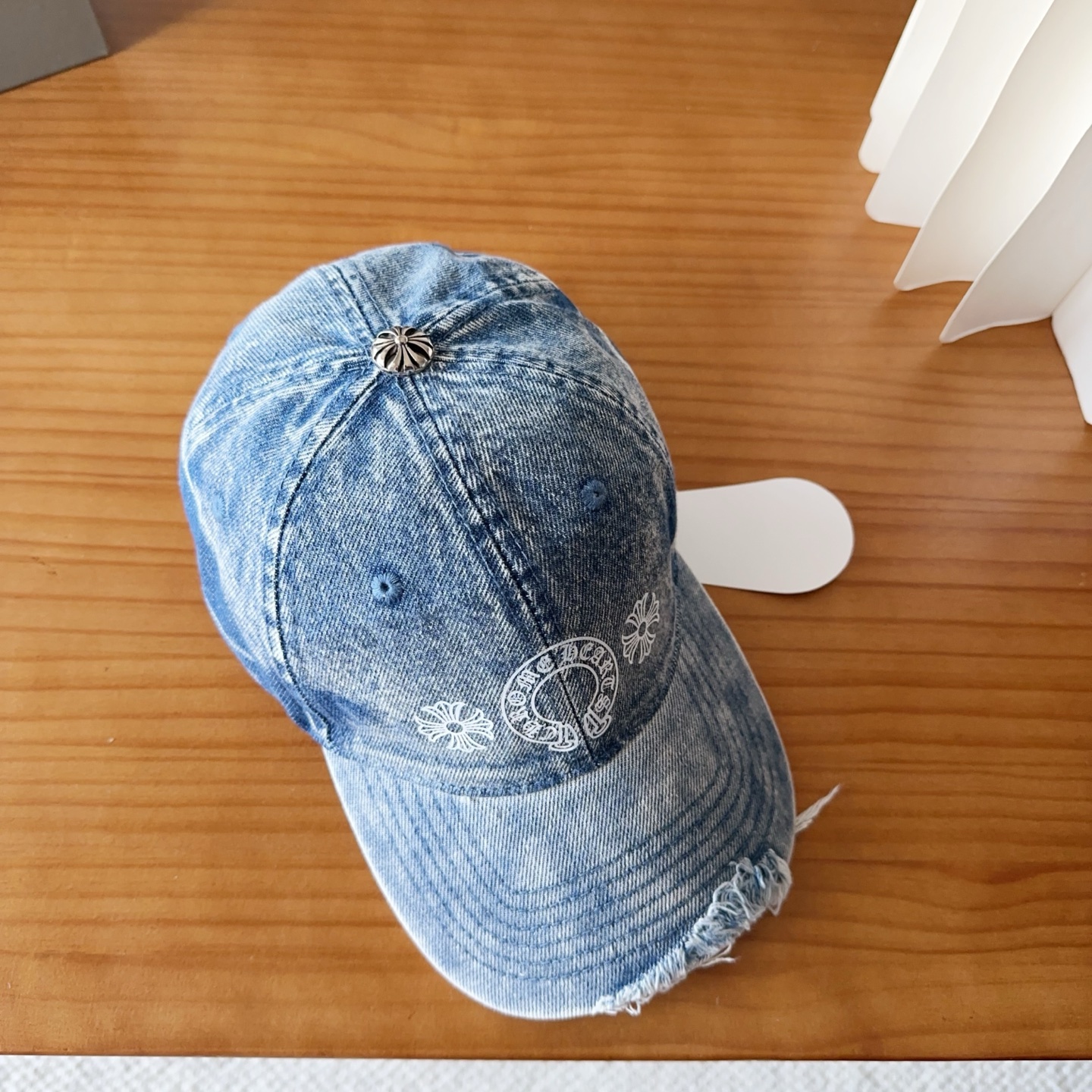Chrome Hearts 克罗心💓早春韩版时尚复古做旧破洞帽子磨损设计百搭棒球帽鸭舌帽