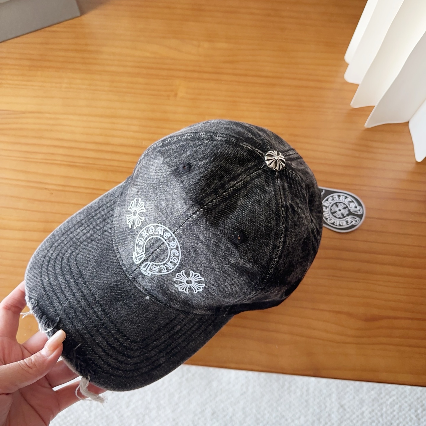 Chrome Hearts 克罗心💓早春韩版时尚复古做旧破洞帽子磨损设计百搭棒球帽鸭舌帽