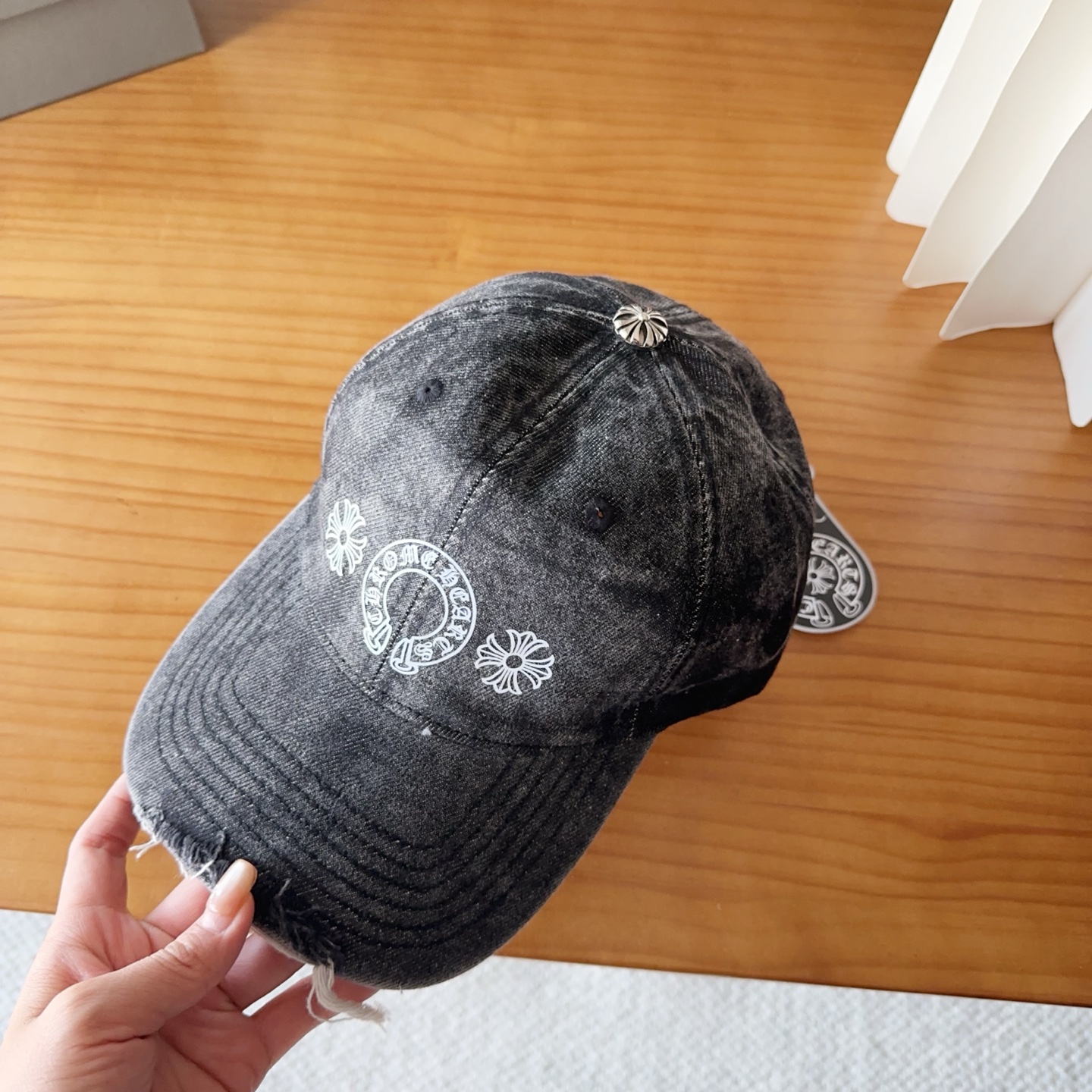 Chrome Hearts 克罗心💓早春韩版时尚复古做旧破洞帽子磨损设计百搭棒球帽鸭舌帽