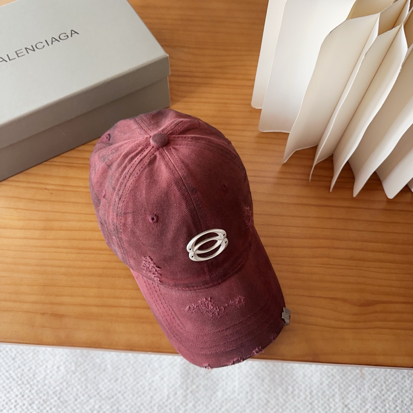 新品Balencia*a 巴黎世家刺绣字母新款棒球帽现货秒发🧢简约时尚超级无敌好看的帽子！情侣款！