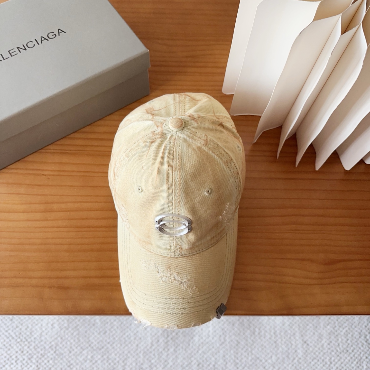 新品Balencia*a 巴黎世家刺绣字母新款棒球帽现货秒发🧢简约时尚超级无敌好看的帽子！情侣款！