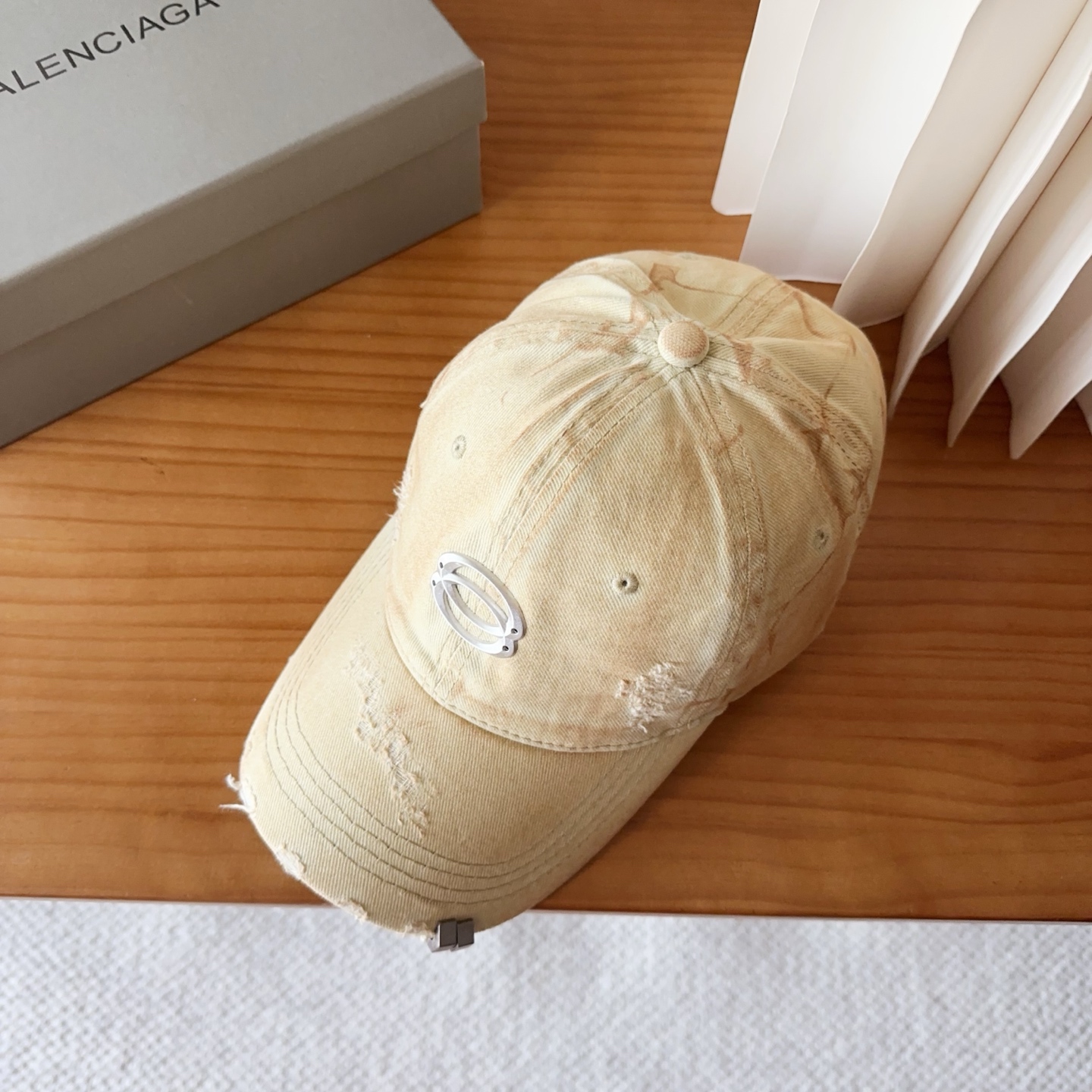 新品Balencia*a 巴黎世家刺绣字母新款棒球帽现货秒发🧢简约时尚超级无敌好看的帽子！情侣款！