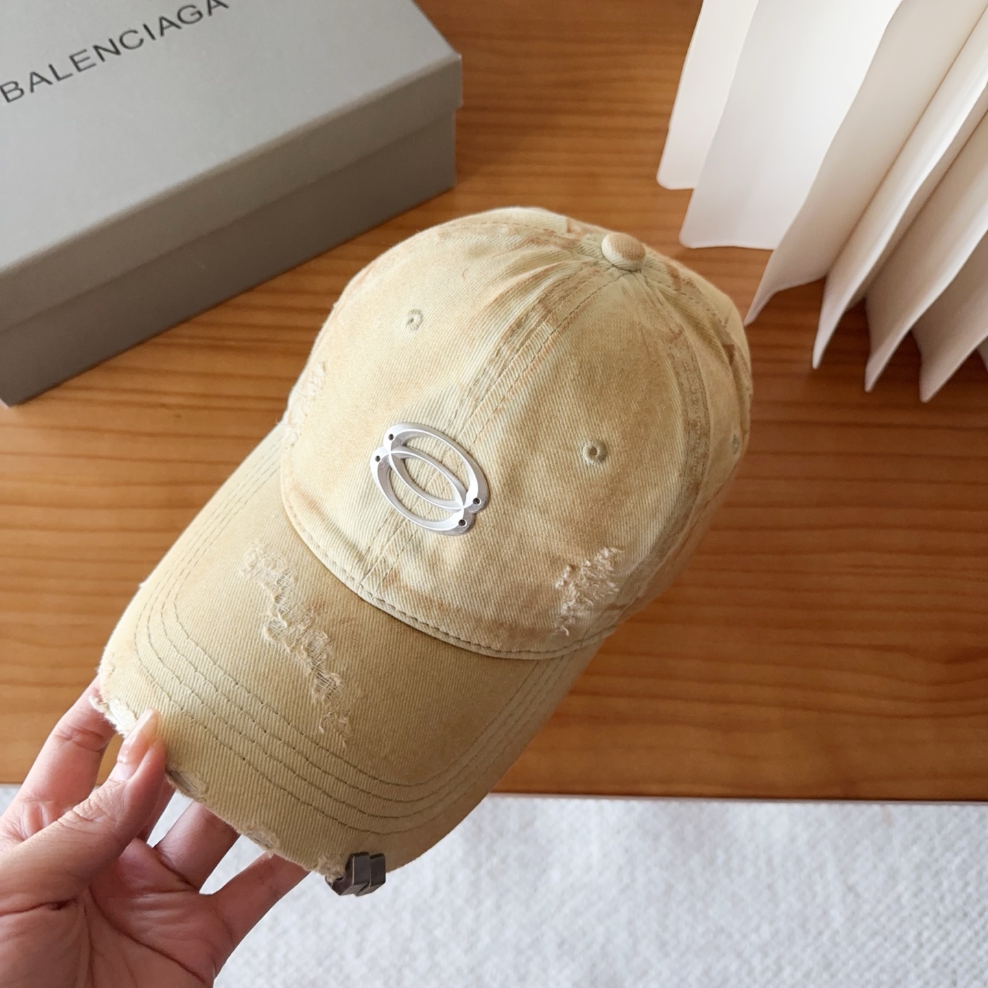 新品Balencia*a 巴黎世家刺绣字母新款棒球帽现货秒发🧢简约时尚超级无敌好看的帽子！情侣款！