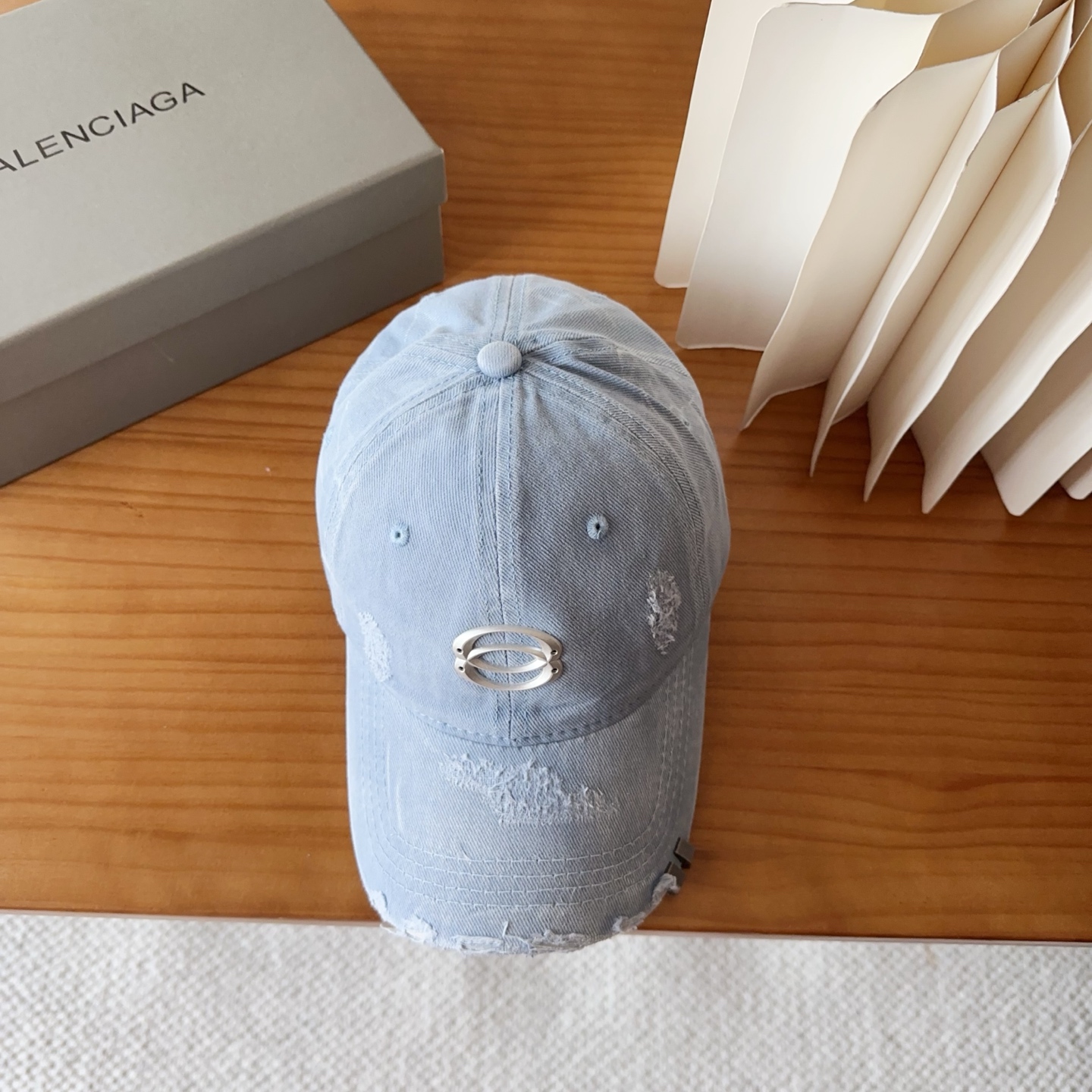 新品Balencia*a 巴黎世家刺绣字母新款棒球帽现货秒发🧢简约时尚超级无敌好看的帽子！情侣款！