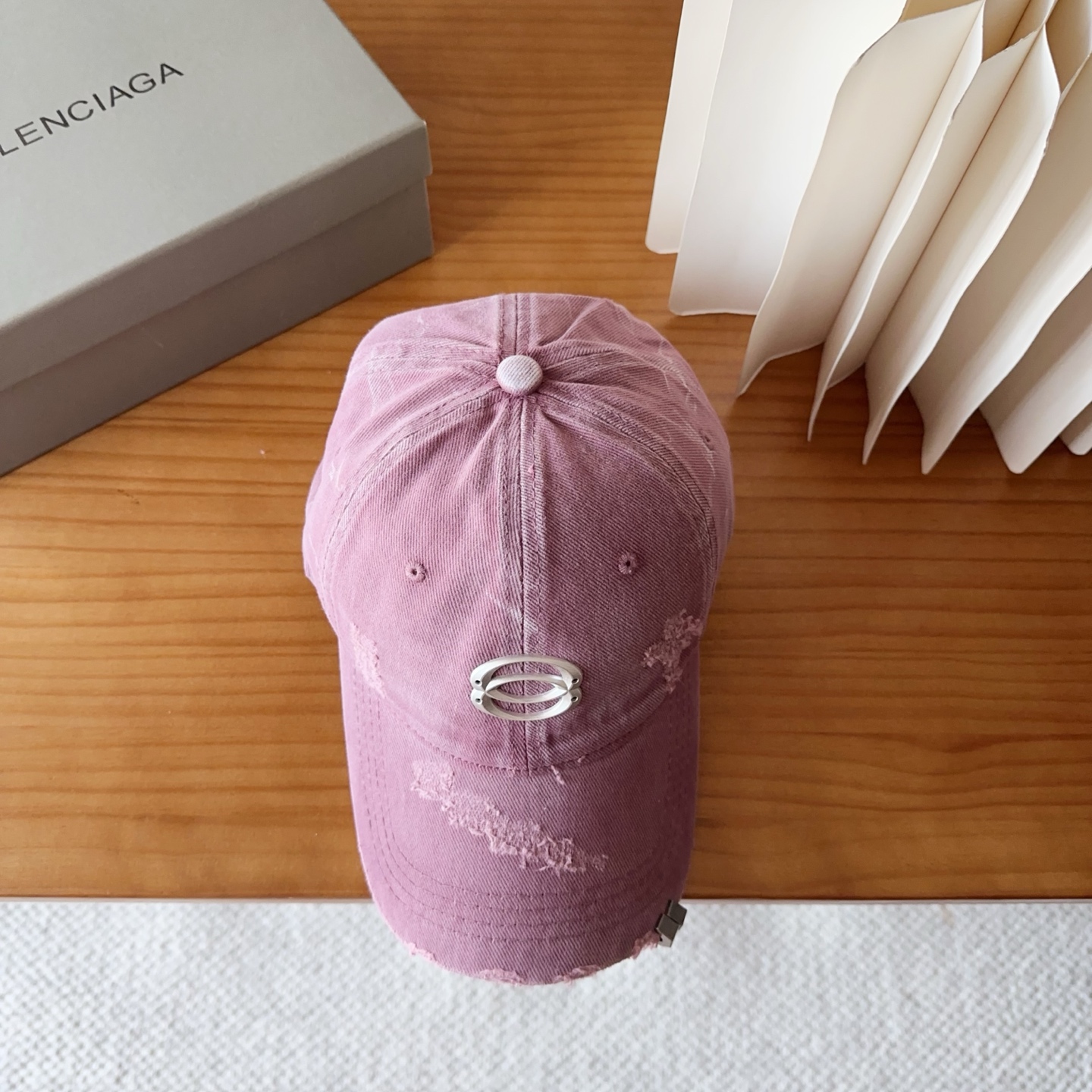 新品Balencia*a 巴黎世家刺绣字母新款棒球帽现货秒发🧢简约时尚超级无敌好看的帽子！情侣款！