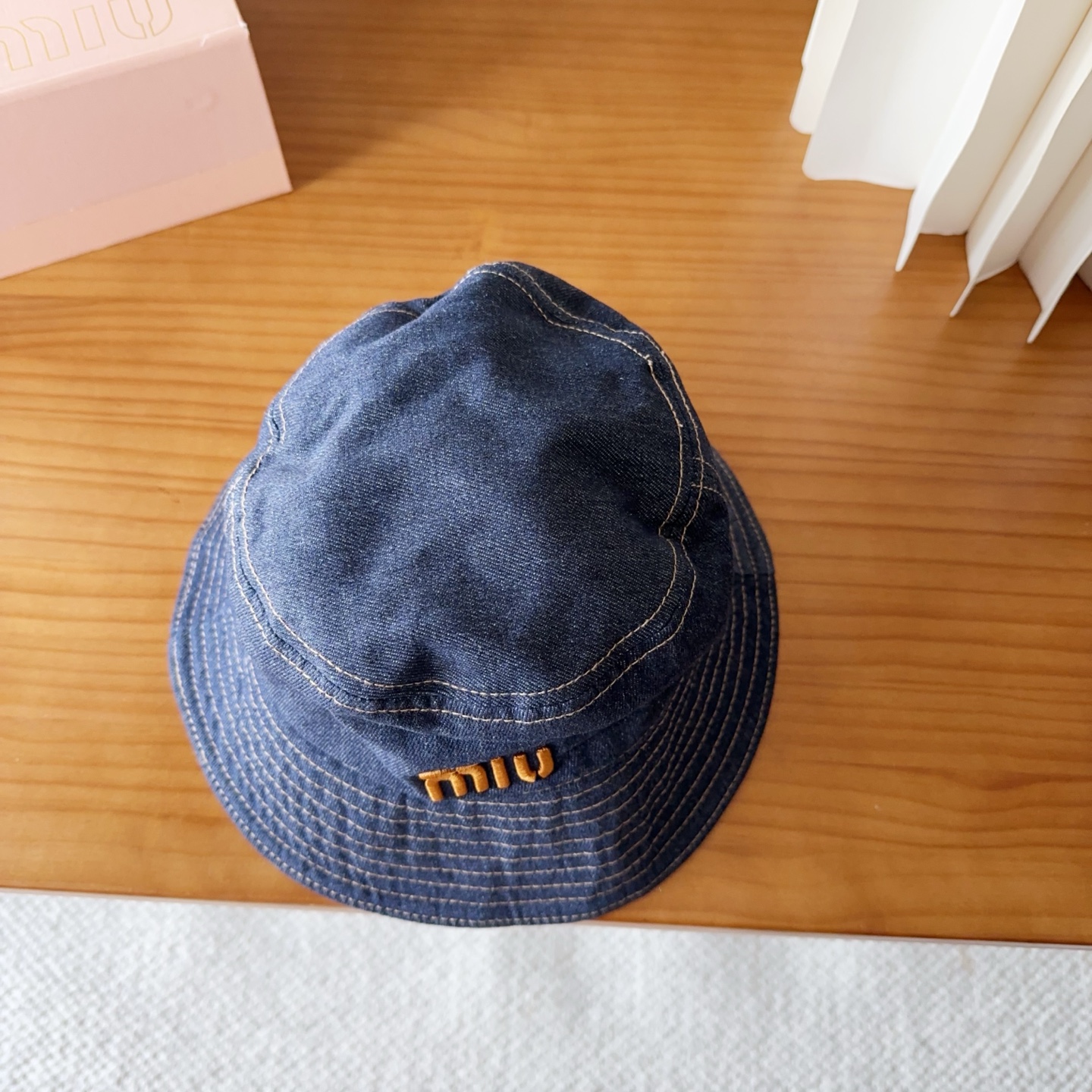 NO:867325,Miumiu denim custom style embroidered fisherman hat, great brand style, very easy to match, get it now!  hat straw hat bucket hat baseball cap, hat, miumiu, espadrilles, hats19860909Miumiu 牛仔订单款刺绣渔夫帽,大牌款超好搭配,赶紧入手！帽子草帽渔夫帽棒球帽,帽子,miumiu,espadrilles,hats,hat