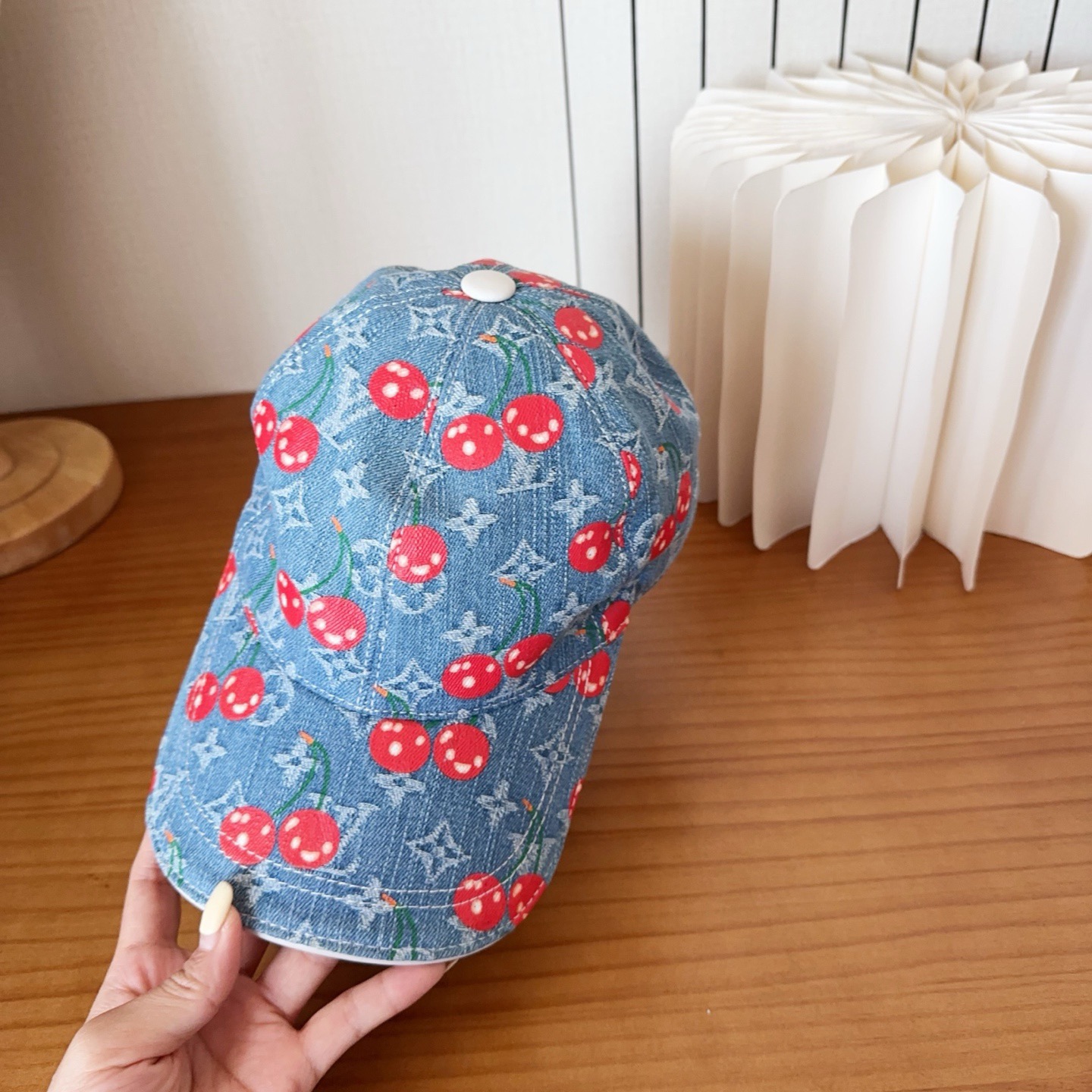 Gucci 官网高版出货，新款棒球帽1:1出版，非常经典的经典，流行的复古美，出门必备，经典永不过时