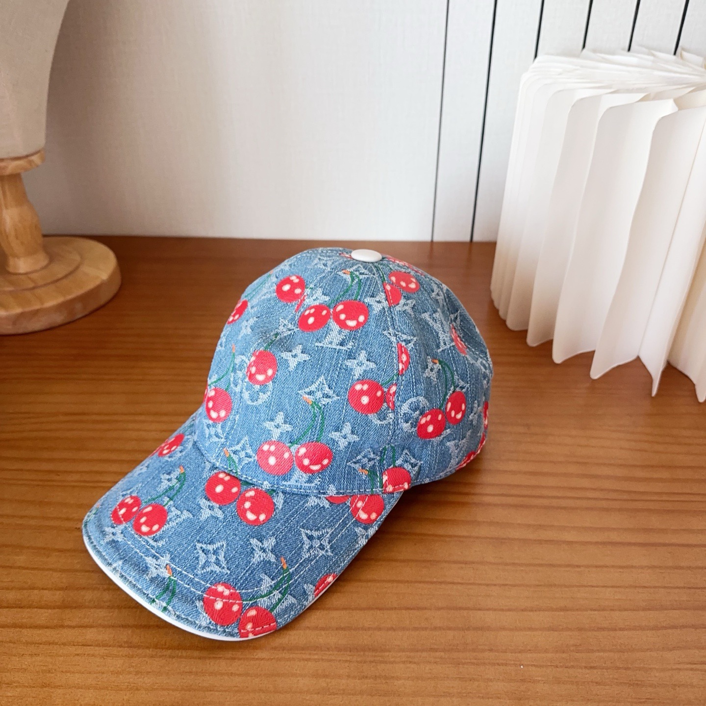 Gucci 官网高版出货，新款棒球帽1:1出版，非常经典的经典，流行的复古美，出门必备，经典永不过时