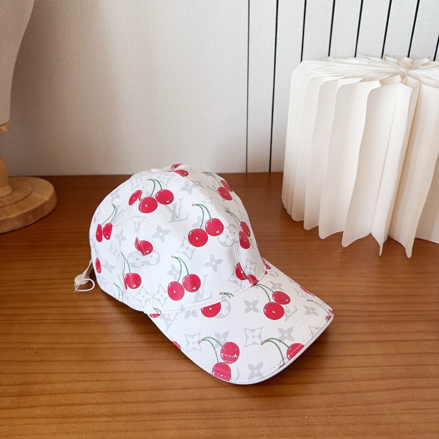 Gucci 官网高版出货，新款棒球帽1:1出版，非常经典的经典，流行的复古美，出门必备，经典永不过时