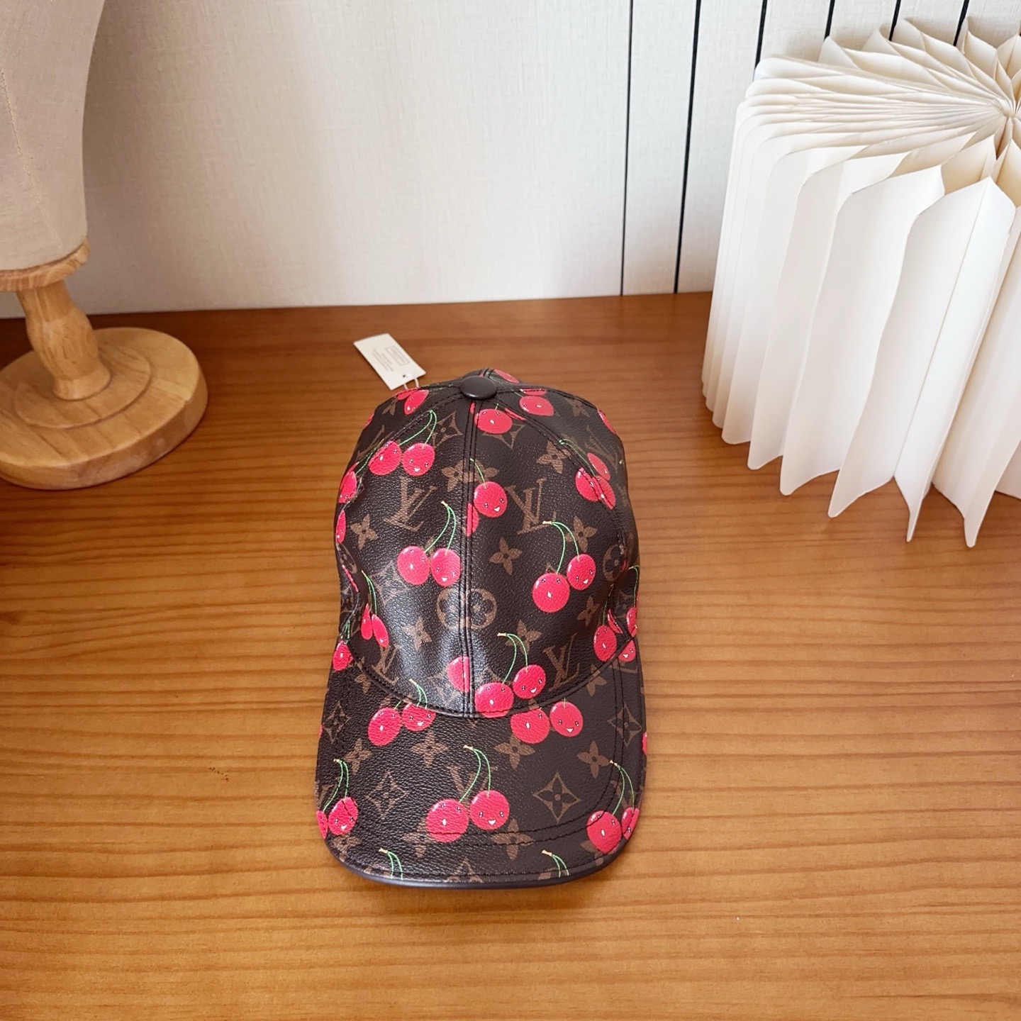 Gucci 官网高版出货，新款棒球帽1:1出版，非常经典的经典，流行的复古美，出门必备，经典永不过时