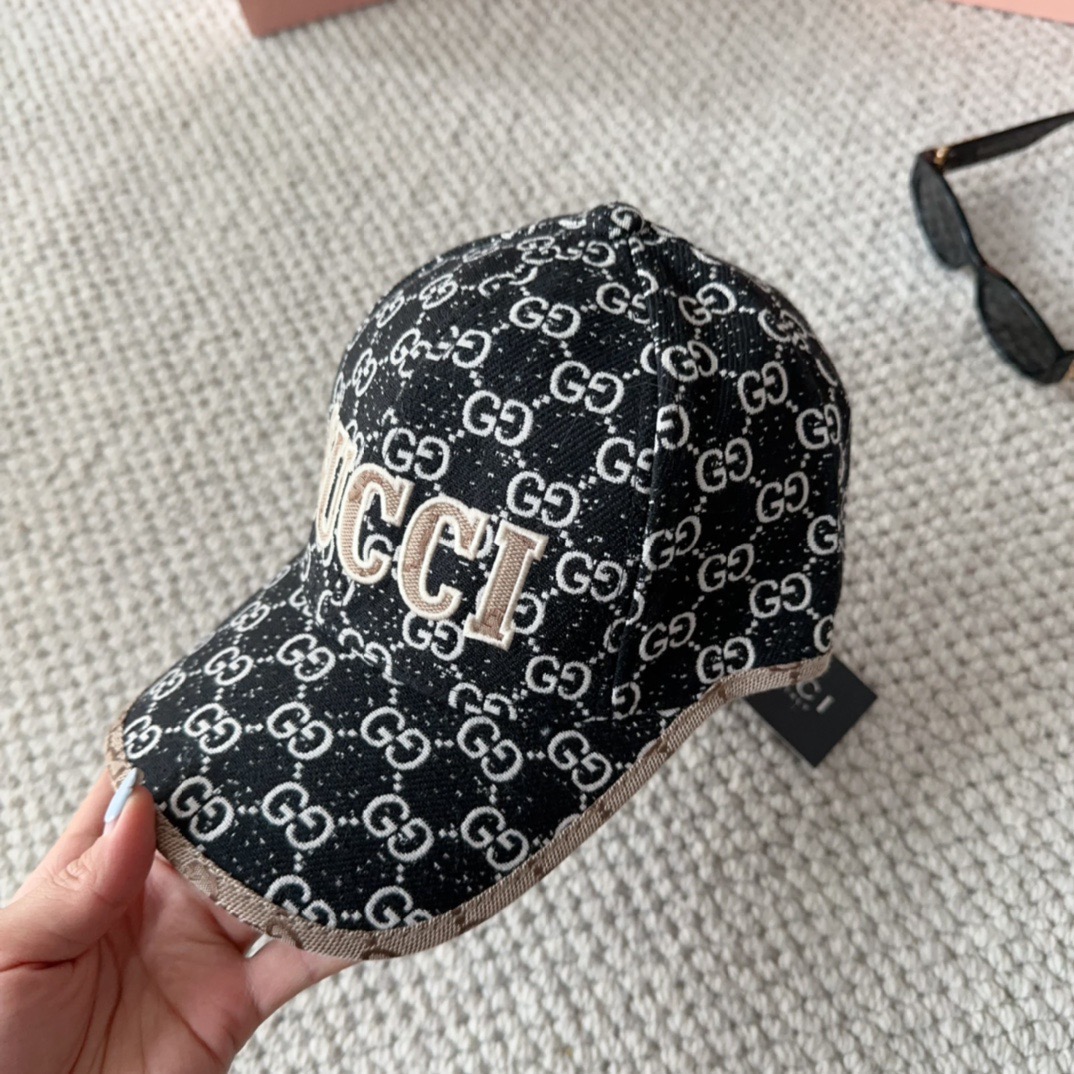 GUCCI古奇棒球帽👒 工艺非常精美 高档大气上档次！低调奢华，方便携带！
