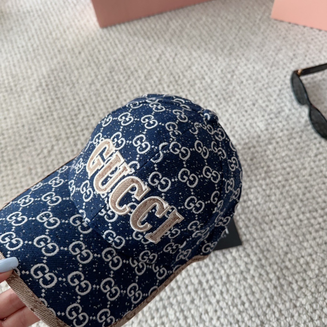GUCCI古奇棒球帽👒 工艺非常精美 高档大气上档次！低调奢华，方便携带！
