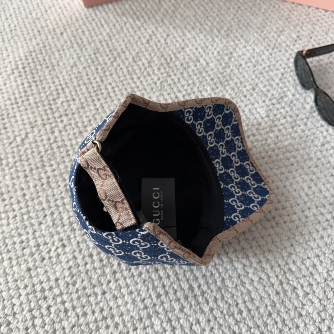 GUCCI古奇棒球帽👒 工艺非常精美 高档大气上档次！低调奢华，方便携带！