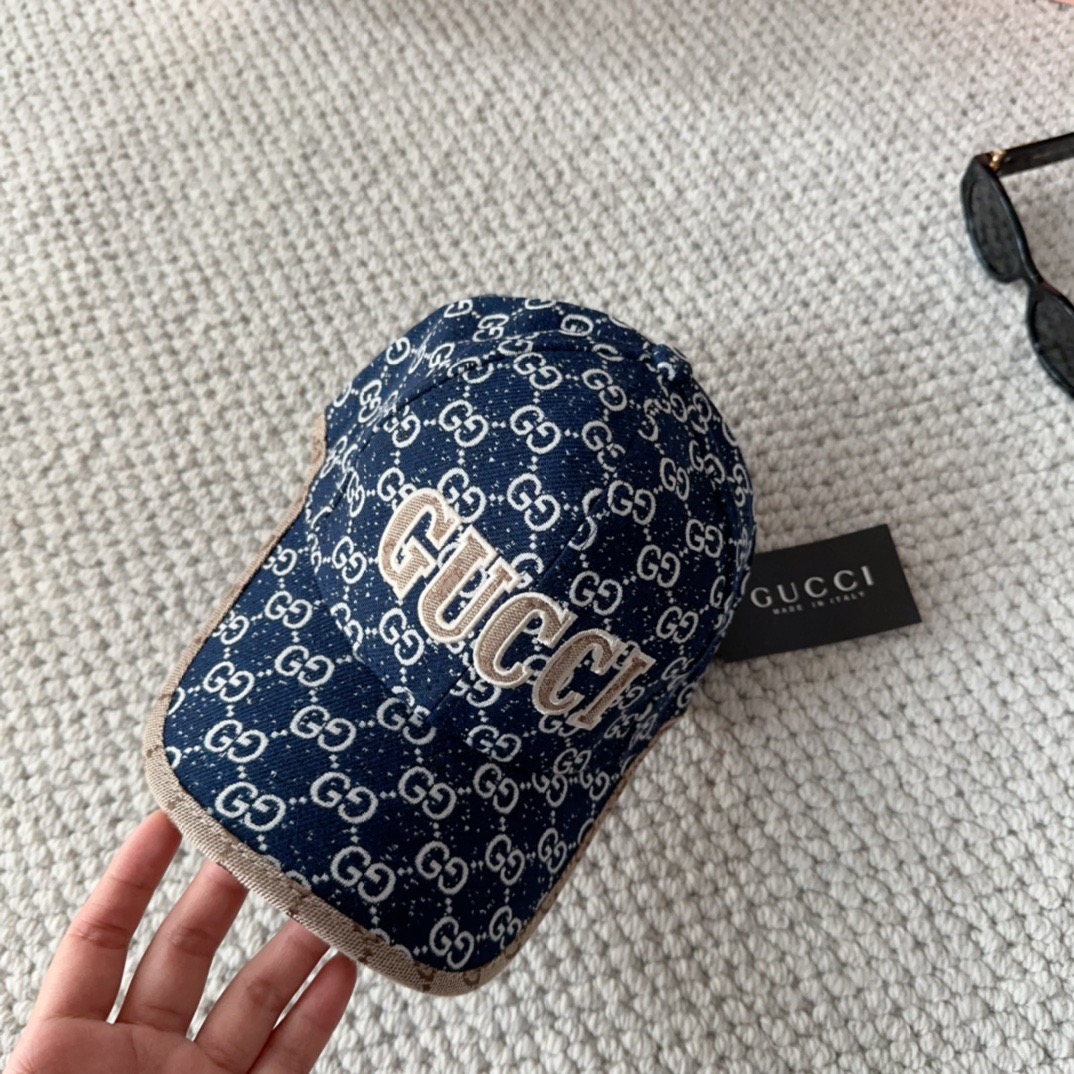 GUCCI古奇棒球帽👒 工艺非常精美 高档大气上档次！低调奢华，方便携带！