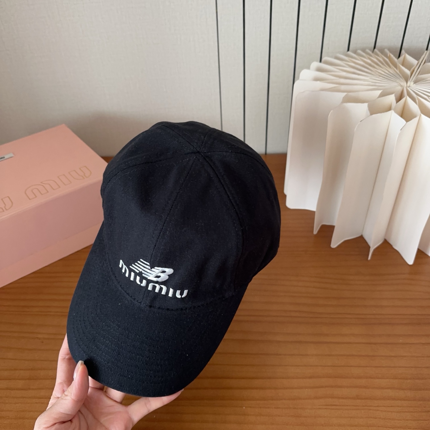 miumiu 缪缪秋冬新品棒球帽 原单正品开模订制，原版做工细致质量超赞！