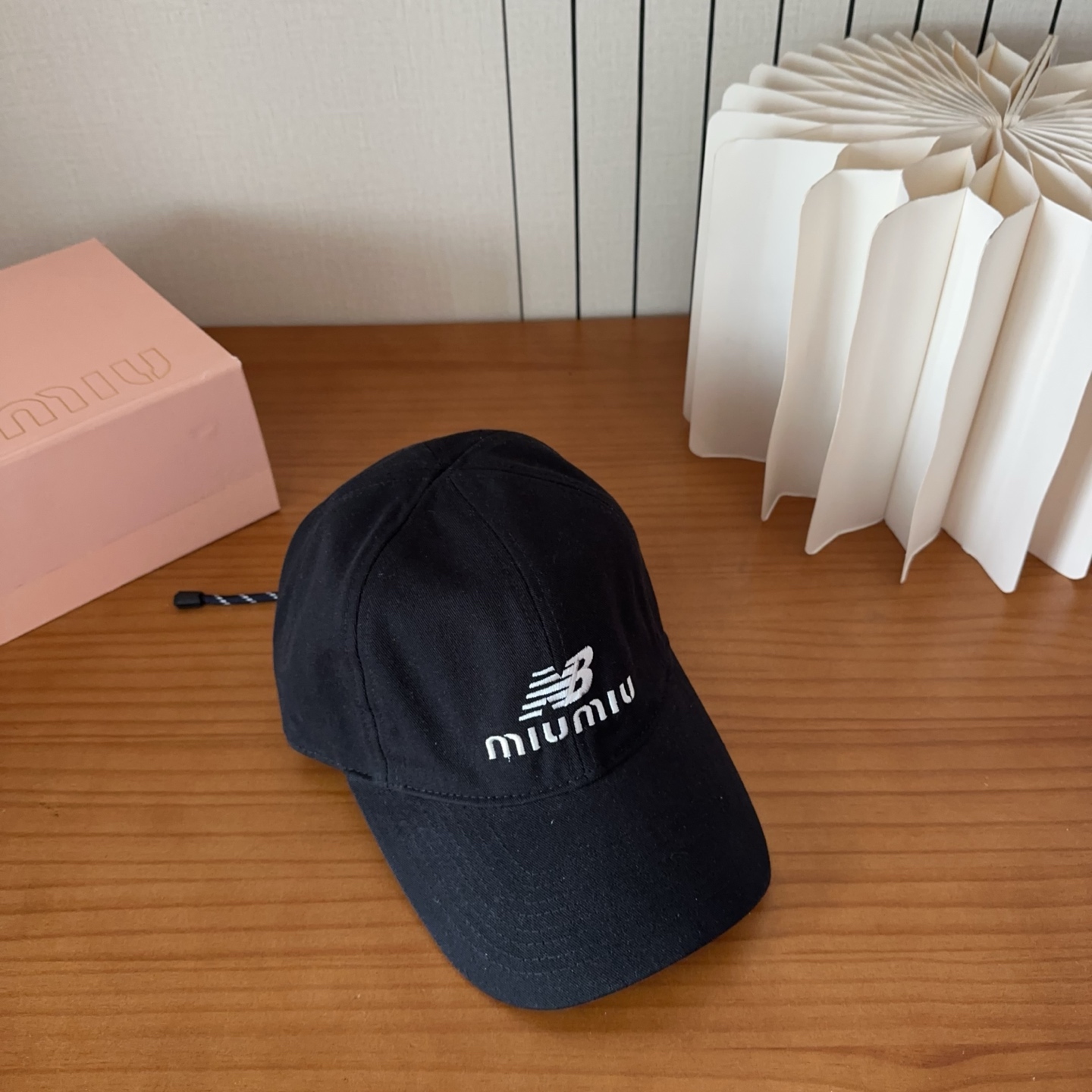miumiu 缪缪秋冬新品棒球帽 原单正品开模订制，原版做工细致质量超赞！