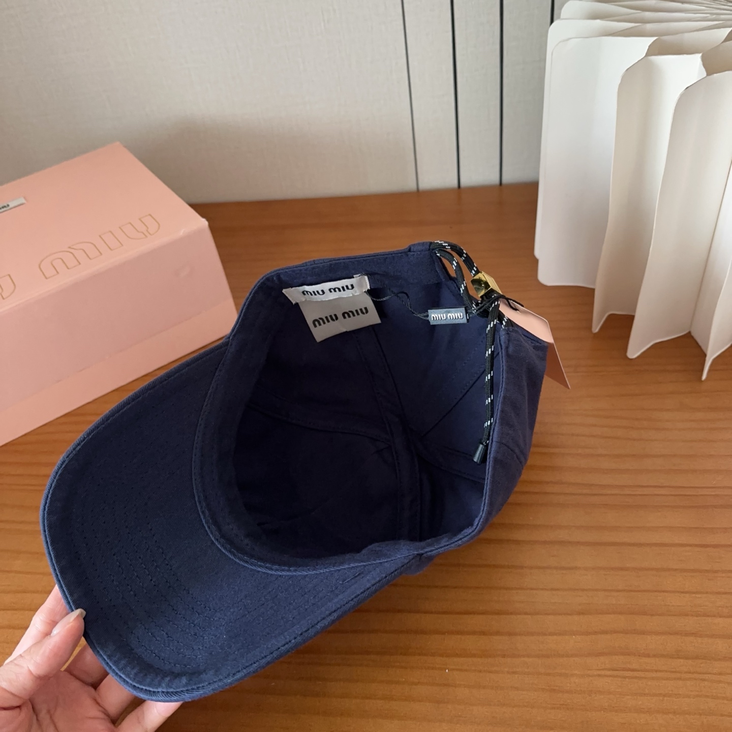 miumiu 缪缪秋冬新品棒球帽 原单正品开模订制，原版做工细致质量超赞！