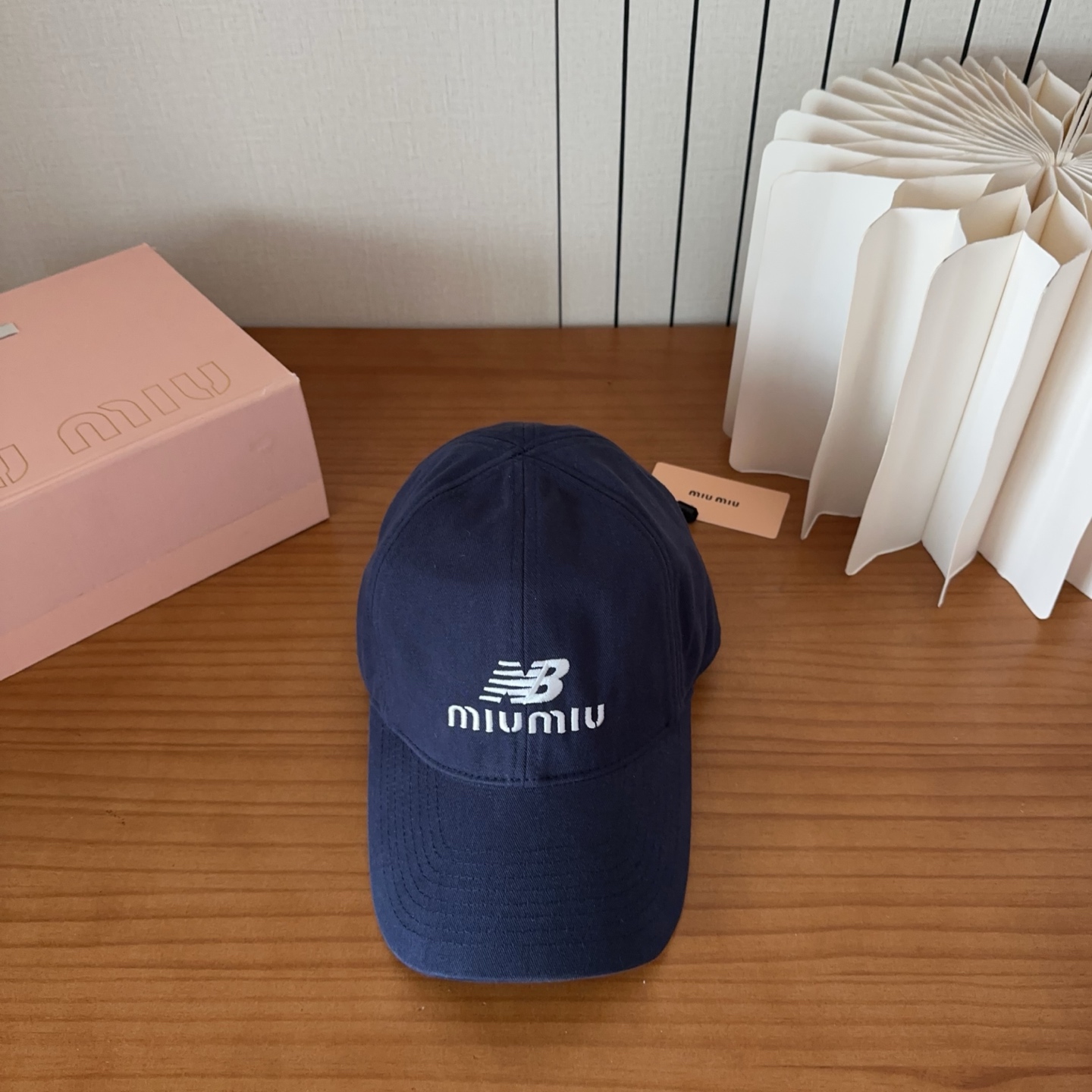 miumiu 缪缪秋冬新品棒球帽 原单正品开模订制，原版做工细致质量超赞！