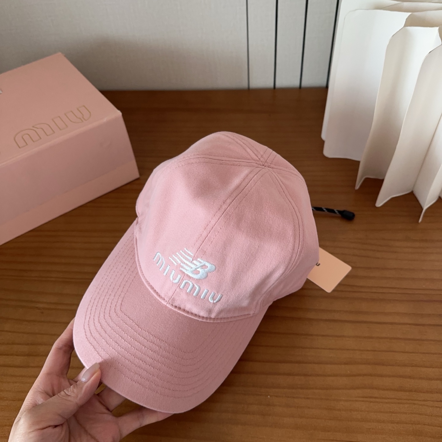 miumiu 缪缪秋冬新品棒球帽 原单正品开模订制，原版做工细致质量超赞！