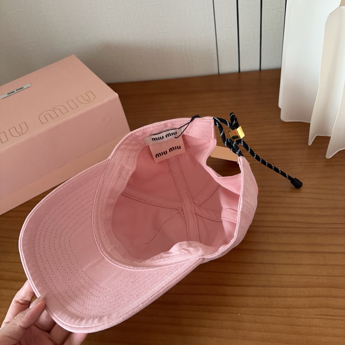 miumiu 缪缪秋冬新品棒球帽 原单正品开模订制，原版做工细致质量超赞！