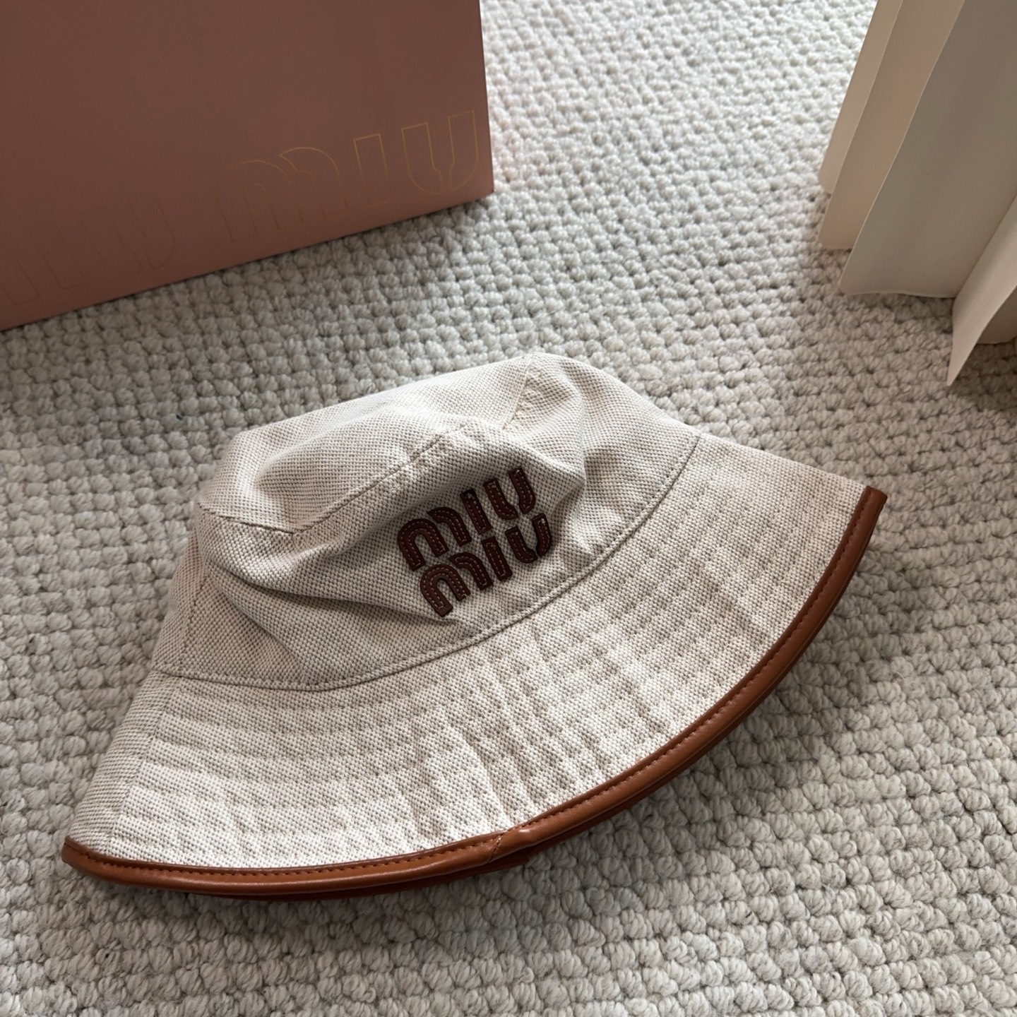 miumiu专柜帆布渔夫帽 一比一开模定制，头围57cm男女通用