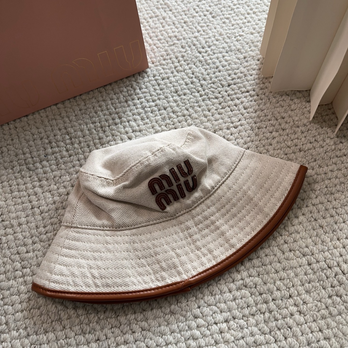 miumiu专柜帆布渔夫帽 一比一开模定制，头围57cm男女通用