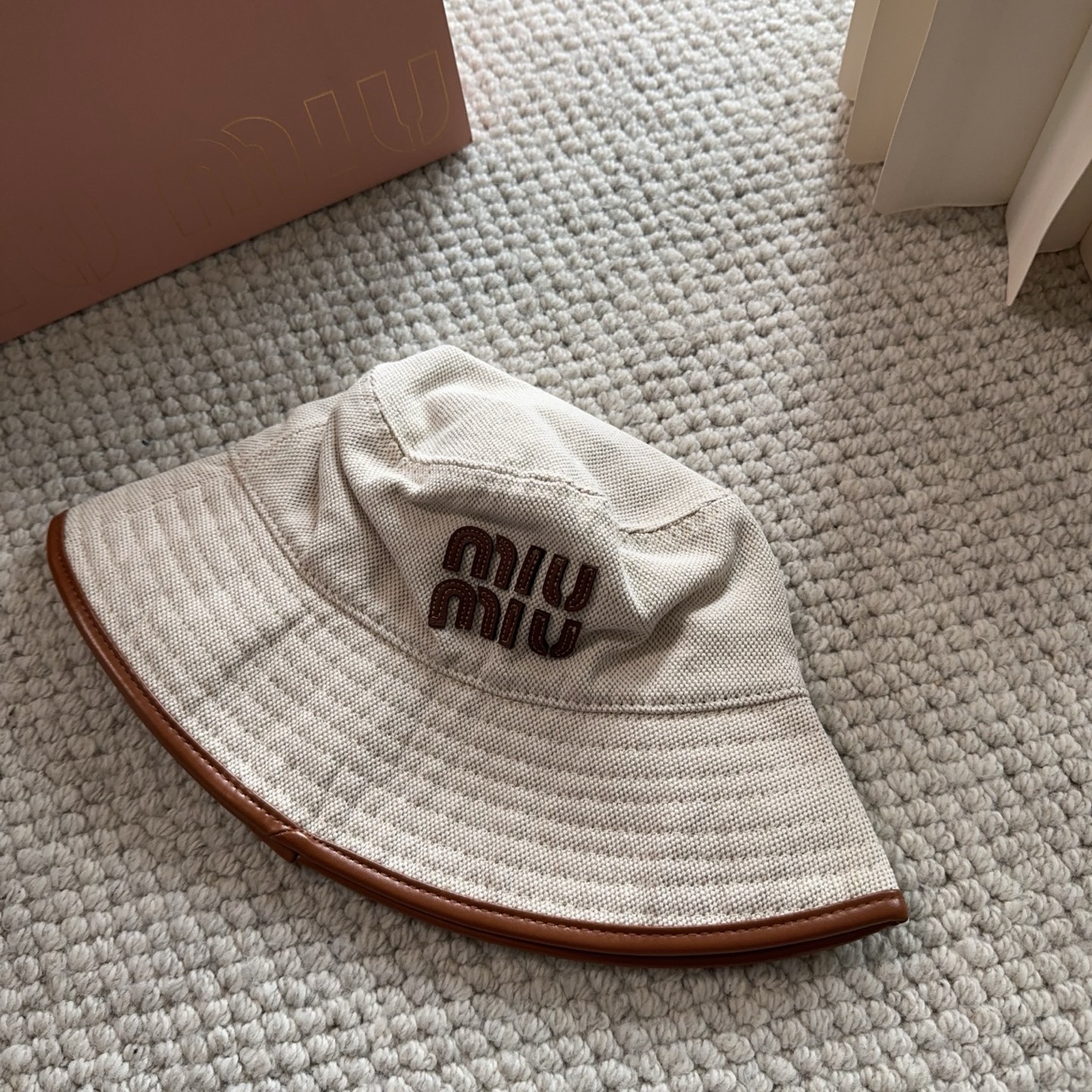 miumiu专柜帆布渔夫帽 一比一开模定制，头围57cm男女通用