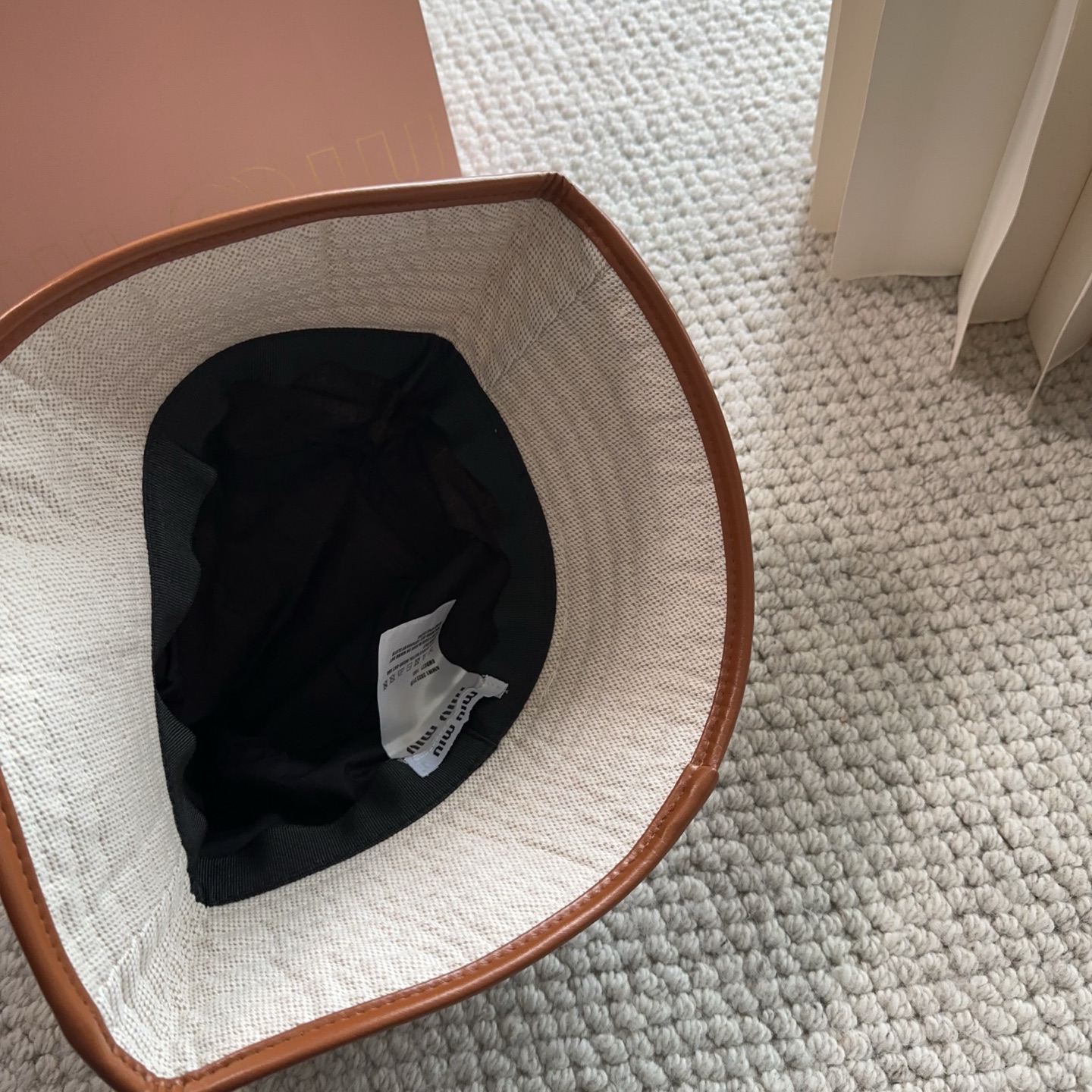 miumiu专柜帆布渔夫帽 一比一开模定制，头围57cm男女通用