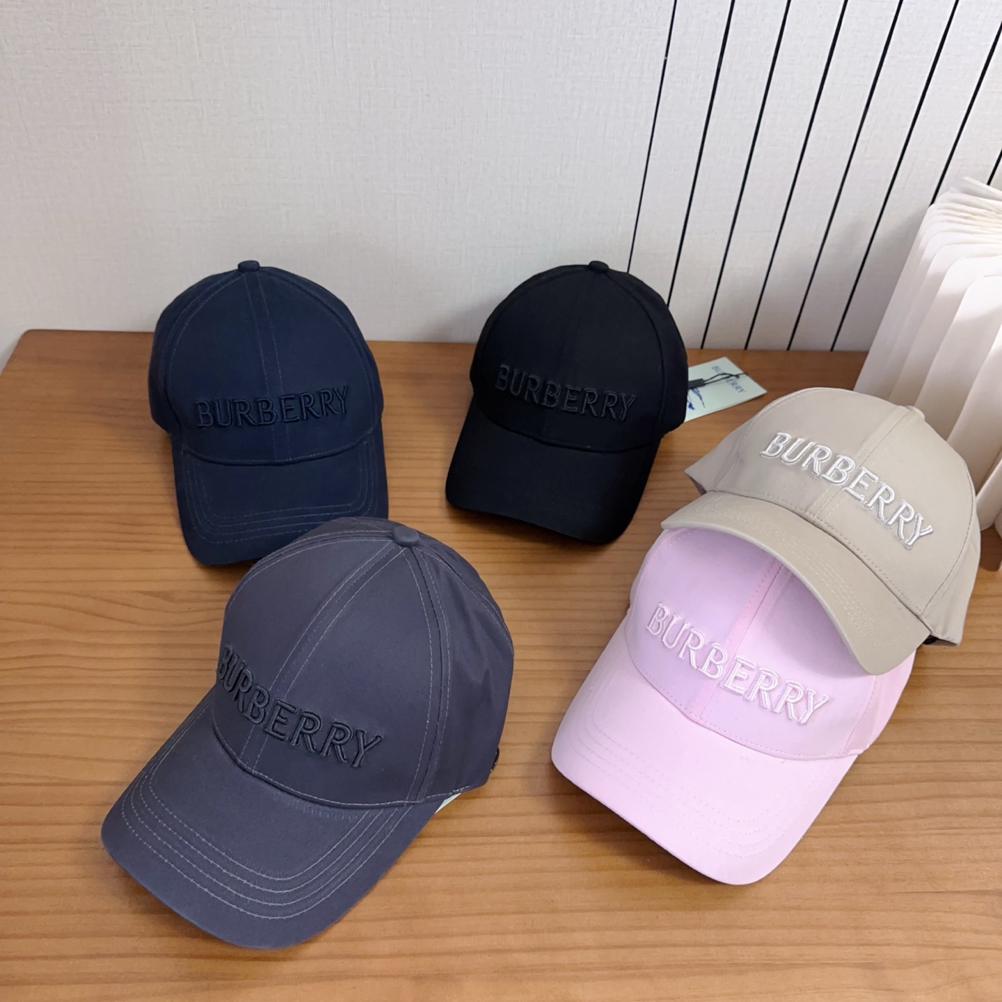 巴宝莉BURBERRY】🌸官网同步上线🎊 韩版新款英伦风定制款1:1原单品质 男女通用棒球帽 美邦工艺棉