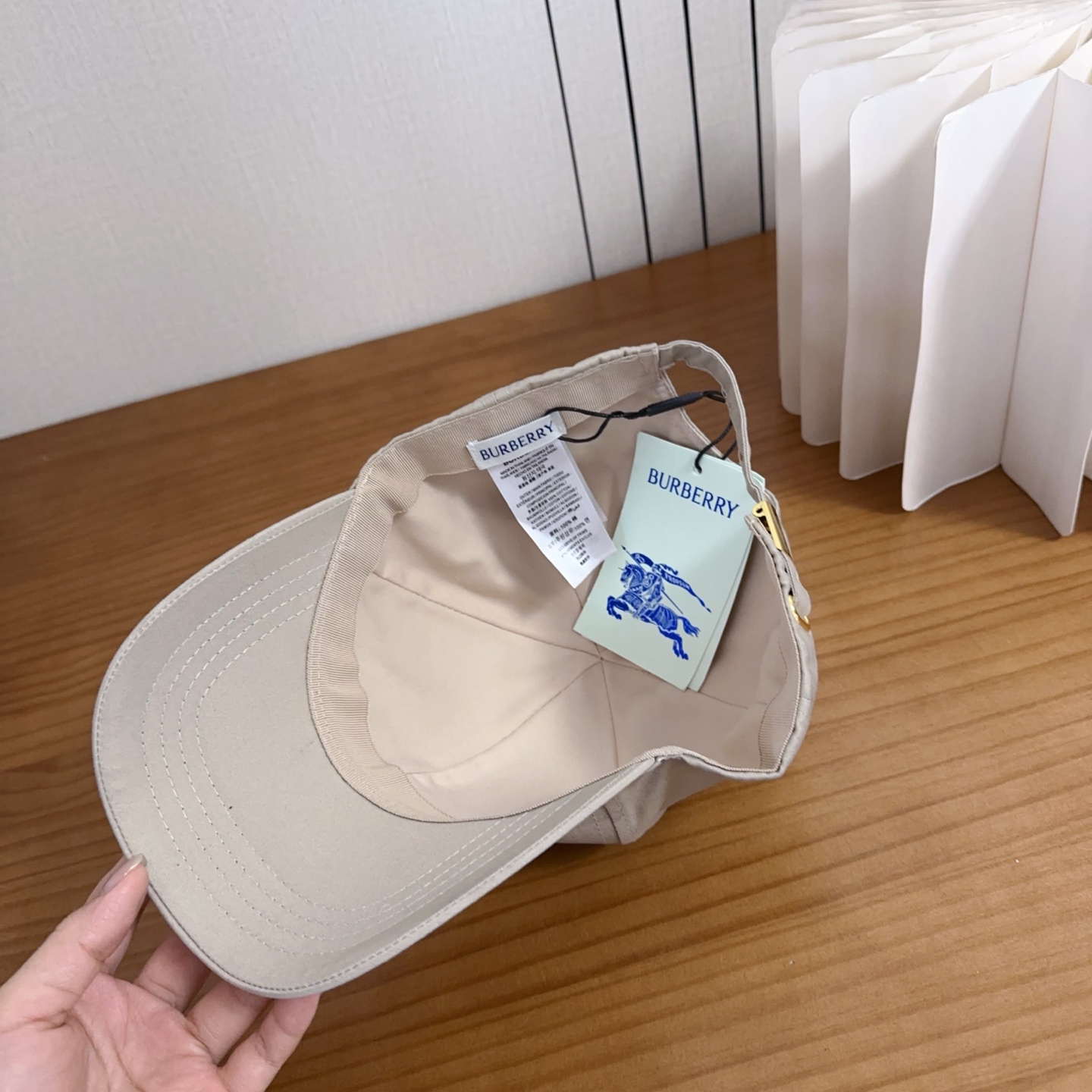 巴宝莉BURBERRY】🌸官网同步上线🎊 韩版新款英伦风定制款1:1原单品质 男女通用棒球帽 美邦工艺棉