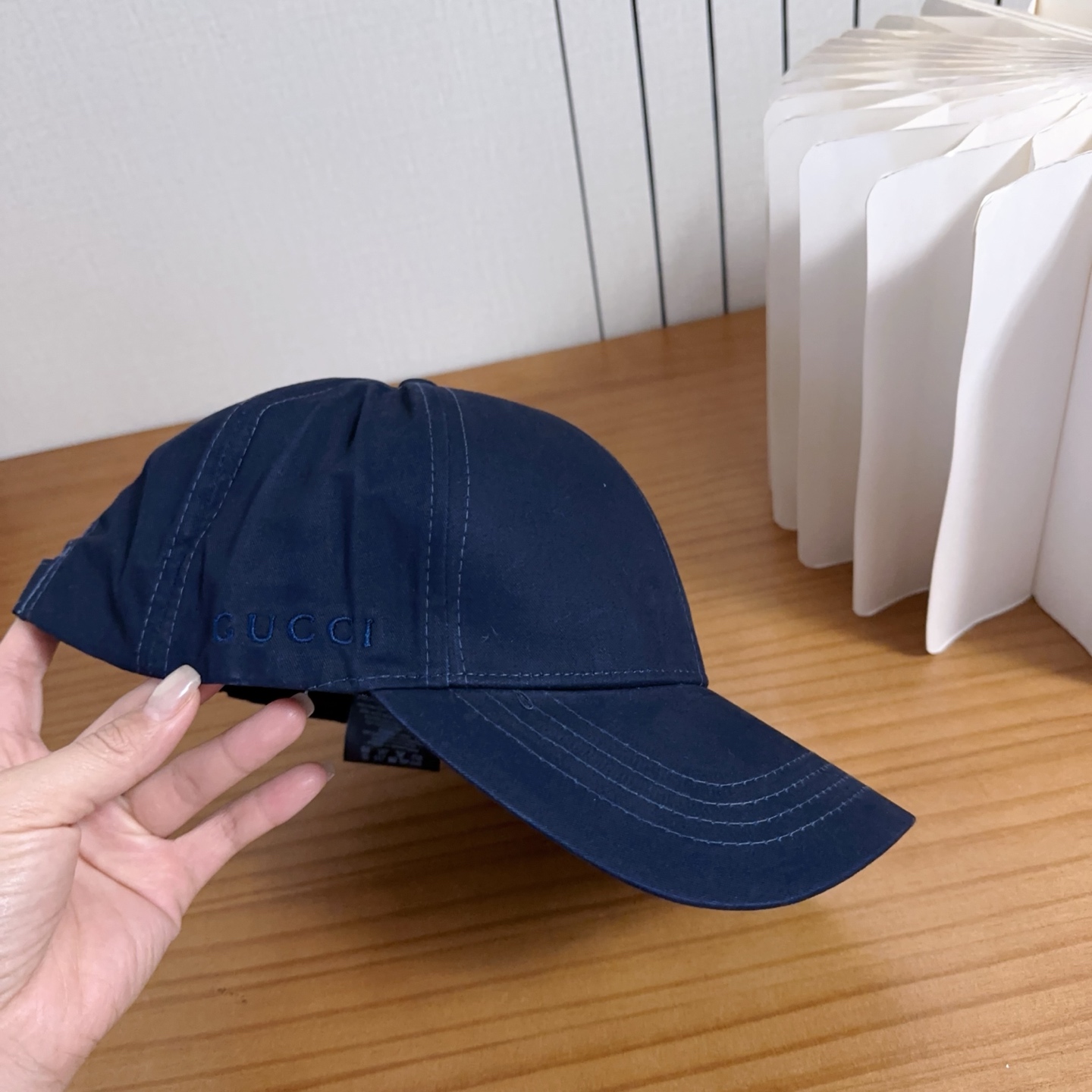 GUCCI古奇棒球帽👒 工艺非常精美 高档大气上档次！低调奢华，方便携带！