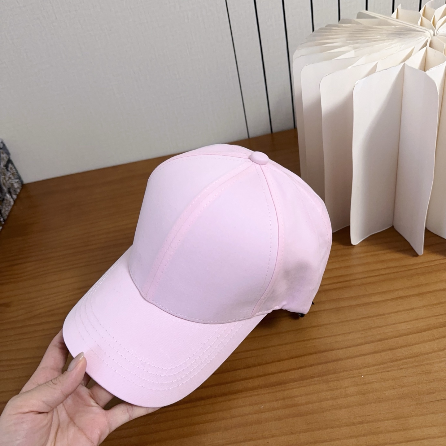 GUCCI古奇棒球帽👒 工艺非常精美 高档大气上档次！低调奢华，方便携带！