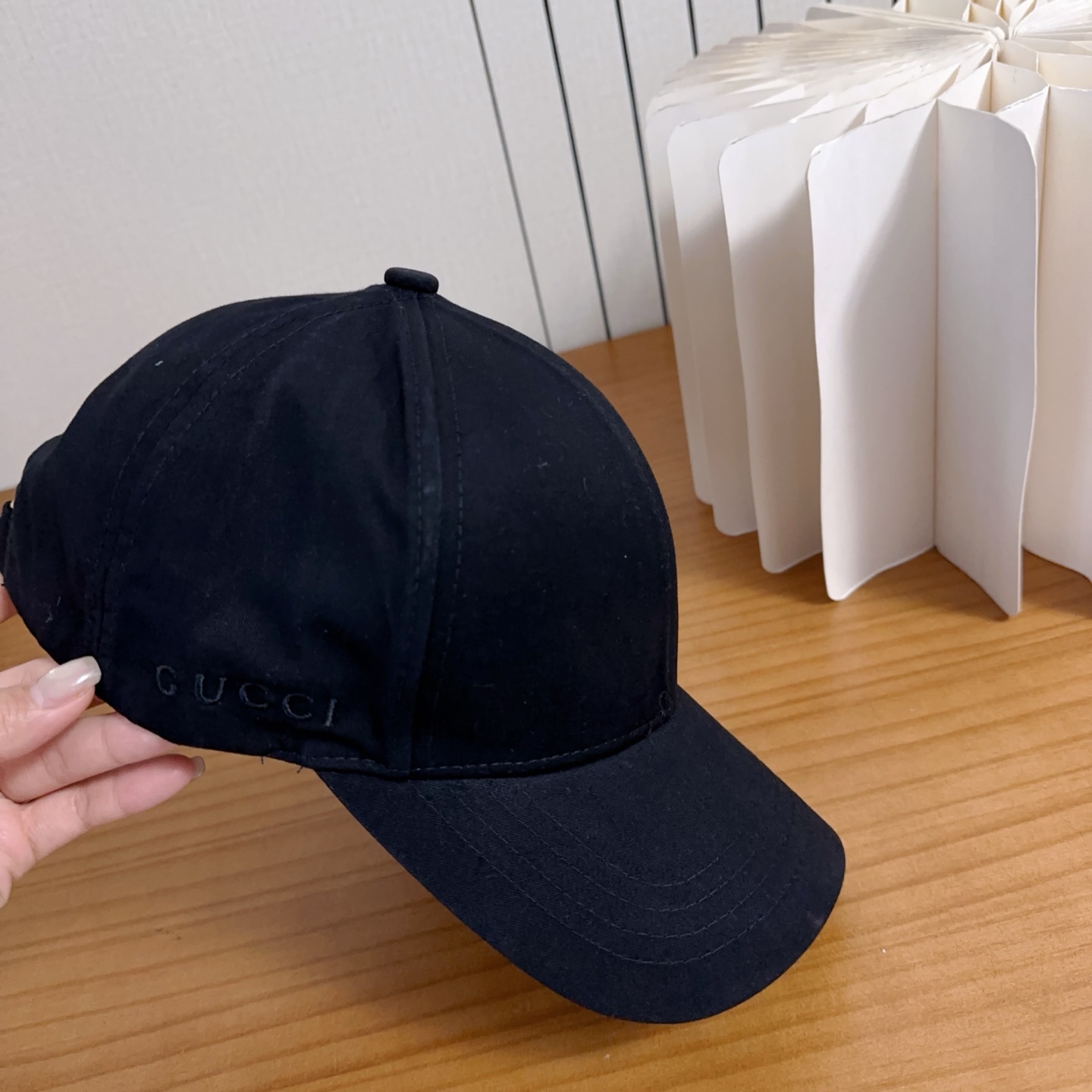 GUCCI古奇棒球帽👒 工艺非常精美 高档大气上档次！低调奢华，方便携带！