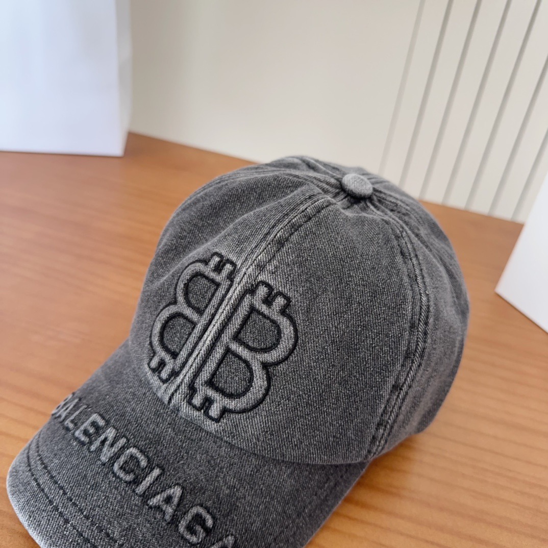 新品Balencia*a 巴黎世家刺绣字母新款棒球帽现货秒发🧢简约时尚超级无敌好看的帽子！情侣款！