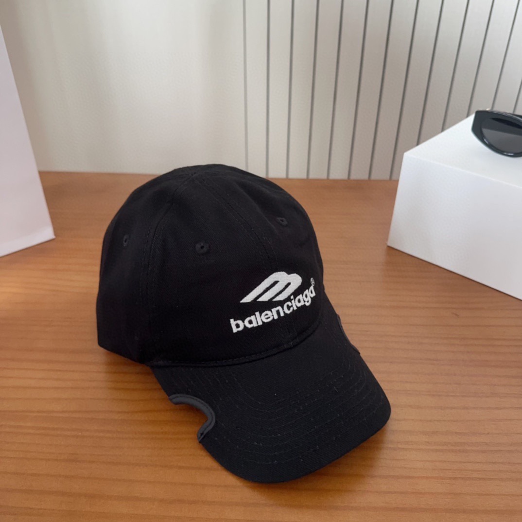 新品Balencia*a 巴黎世家刺绣字母新款棒球帽现货秒发🧢简约时尚超级无敌好看的帽子！情侣款！