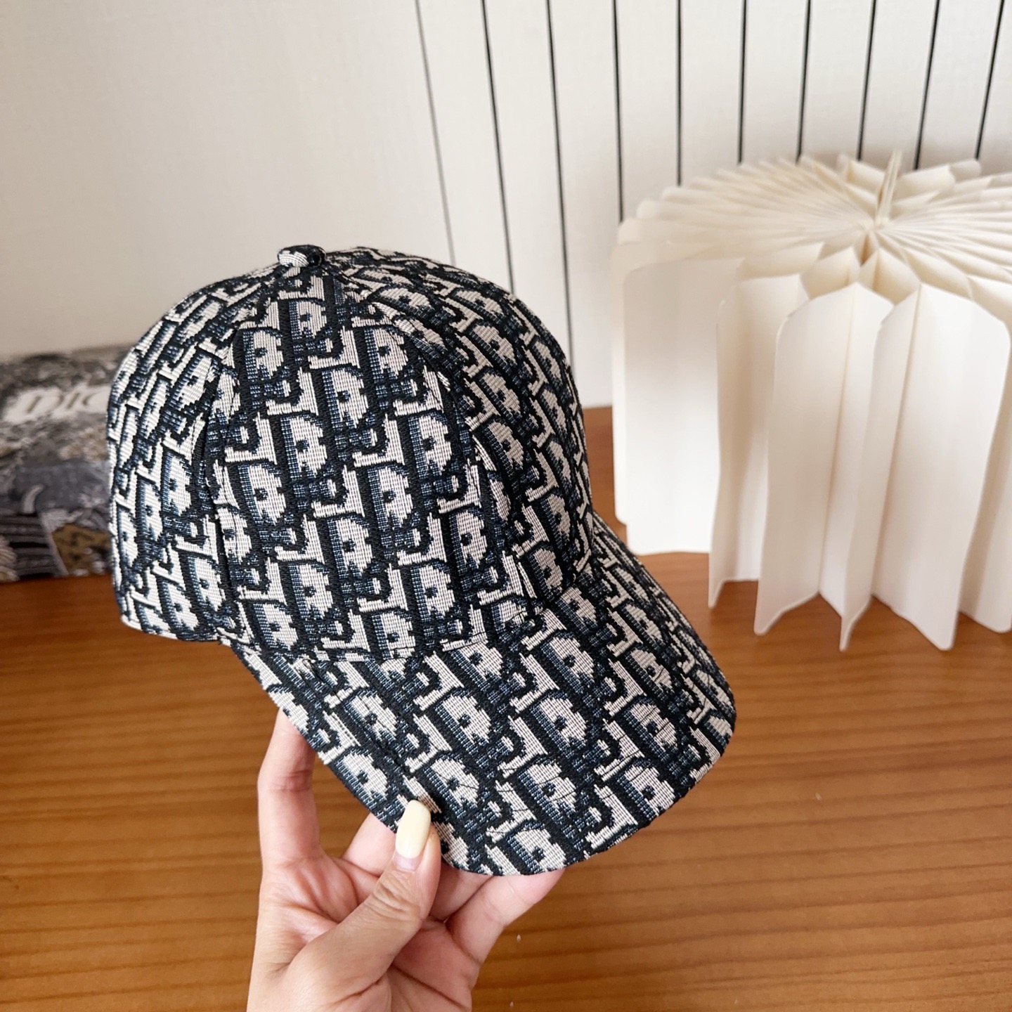 DIOR迪奥 刺绣官网同步新款发布 老花D家棒球帽🧢，水洗标吊牌齐全，超级火爆