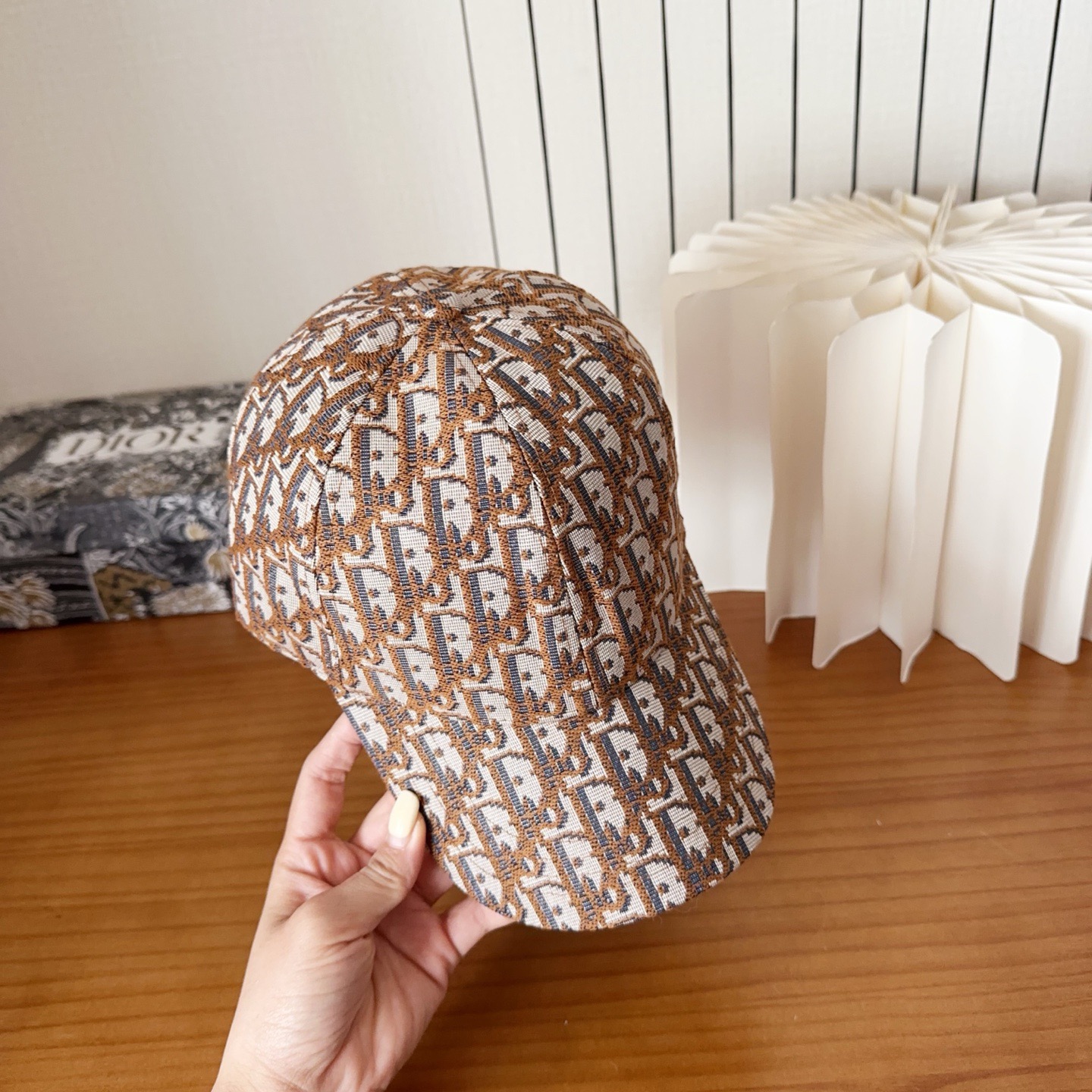 DIOR迪奥 刺绣官网同步新款发布 老花D家棒球帽🧢，水洗标吊牌齐全，超级火爆