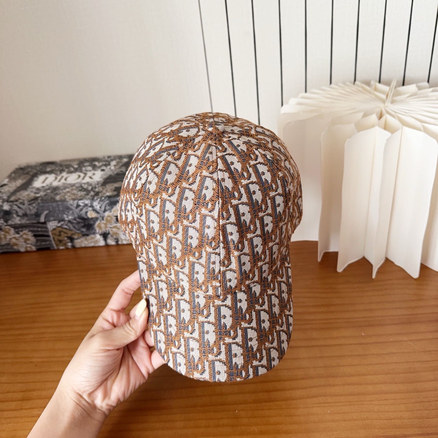 DIOR迪奥 刺绣官网同步新款发布 老花D家棒球帽🧢，水洗标吊牌齐全，超级火爆