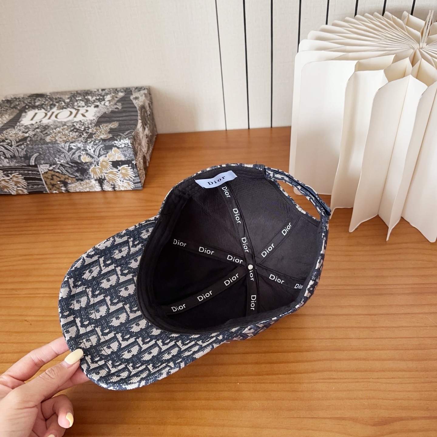 DIOR迪奥 刺绣官网同步新款发布 老花D家棒球帽🧢，水洗标吊牌齐全，超级火爆