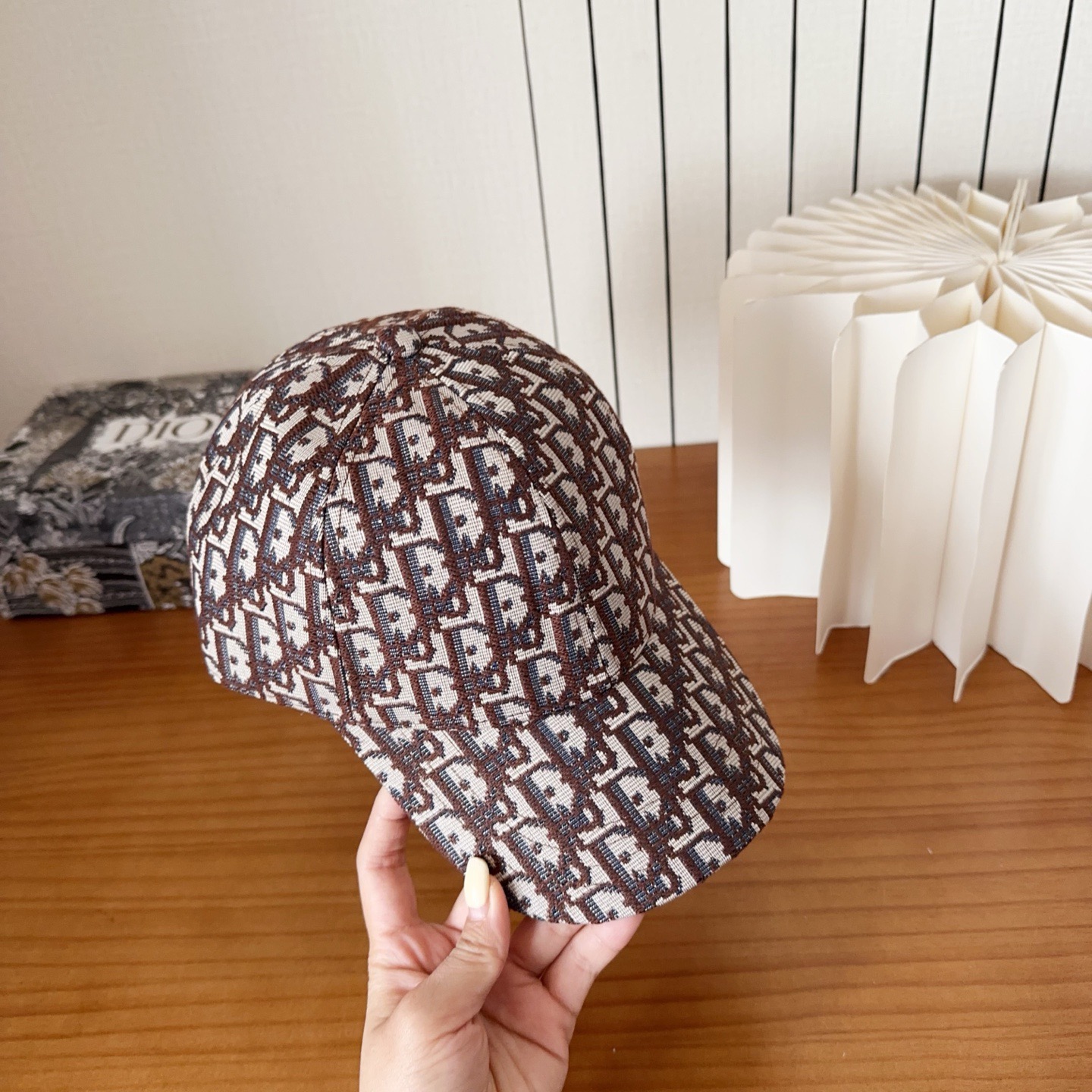 DIOR迪奥 刺绣官网同步新款发布 老花D家棒球帽🧢，水洗标吊牌齐全，超级火爆