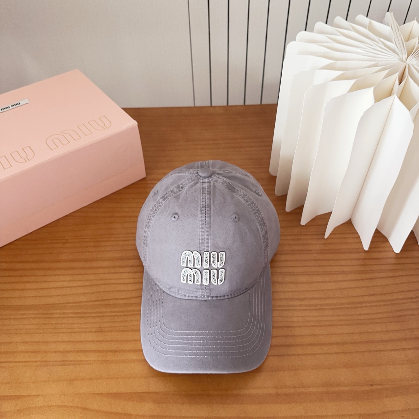 MIUM缪缪 2025新款棒球帽，🔆百搭日常款～出街必备
