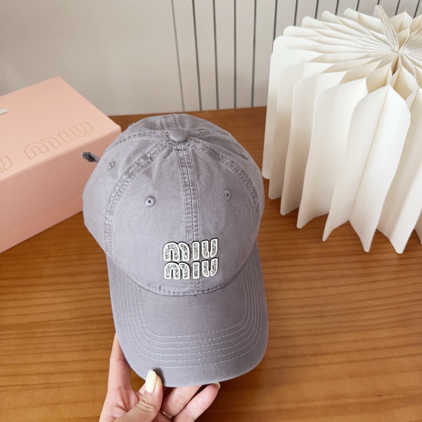 MIUM缪缪 2025新款棒球帽，🔆百搭日常款～出街必备