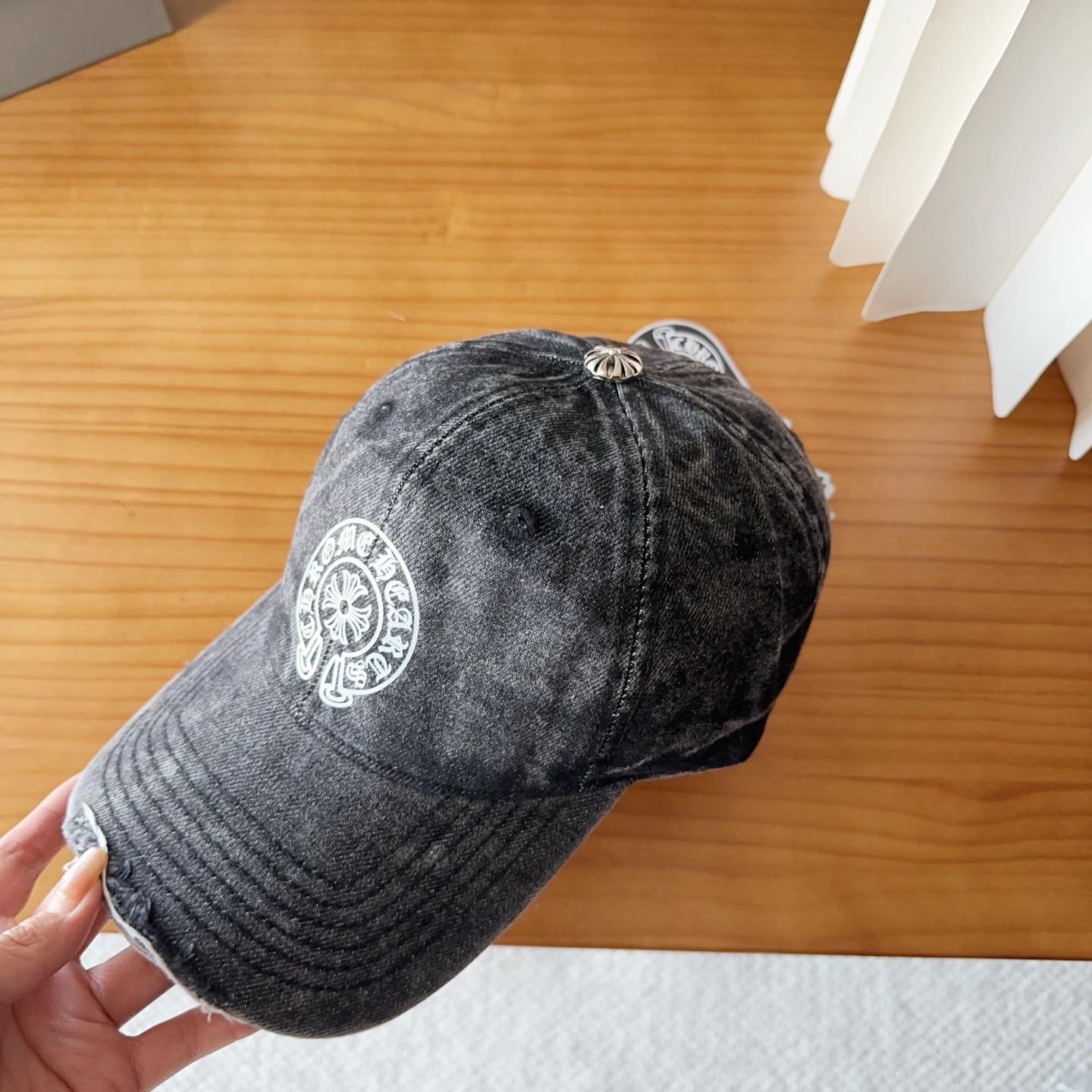 Chrome Hearts 克罗心💓早春韩版时尚复古做旧破洞帽子磨损设计百搭棒球帽鸭舌帽